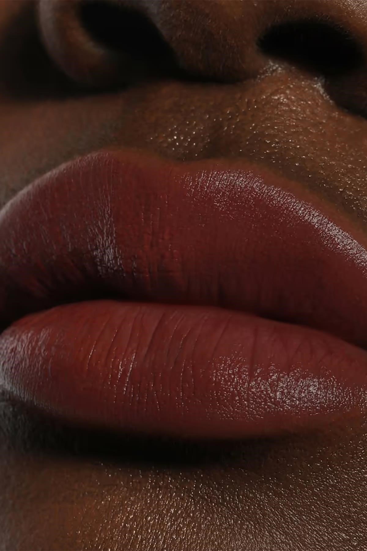 Refy Lip Blush Nemlendirici ve Doğal Bitişli Ruj Canyon 4.7GR