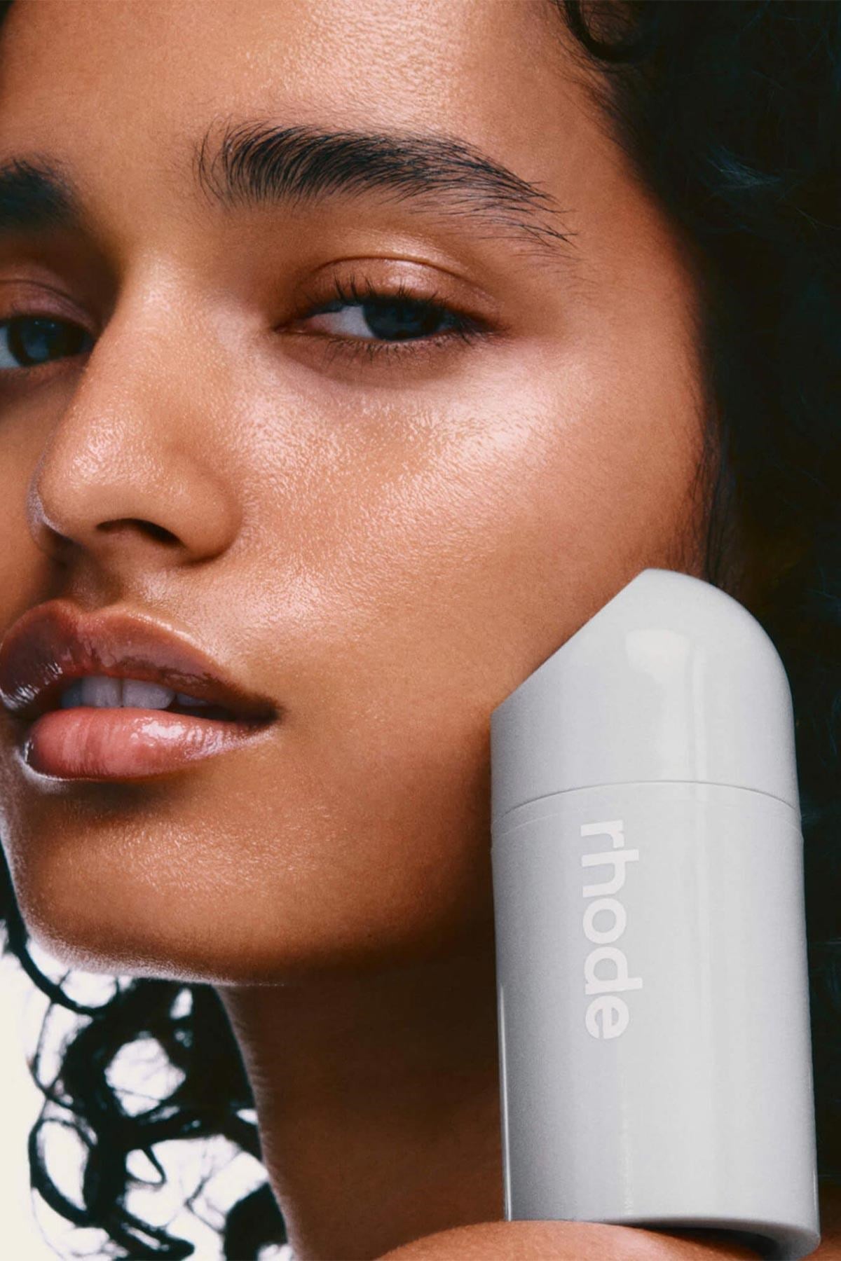 Rhode Peptide Glaze Yüz Serumu 15ML
