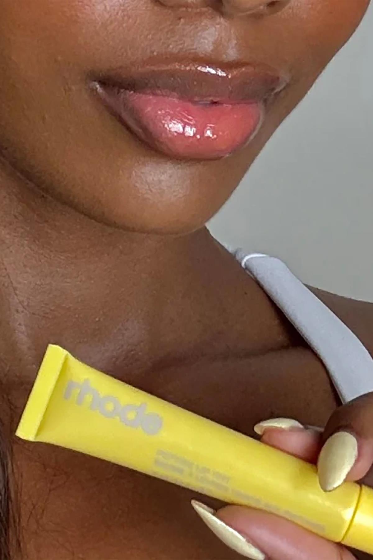 Rhode Peptide Lip Tint Renkli Dudak Parlatıcı Lemontini 10ML