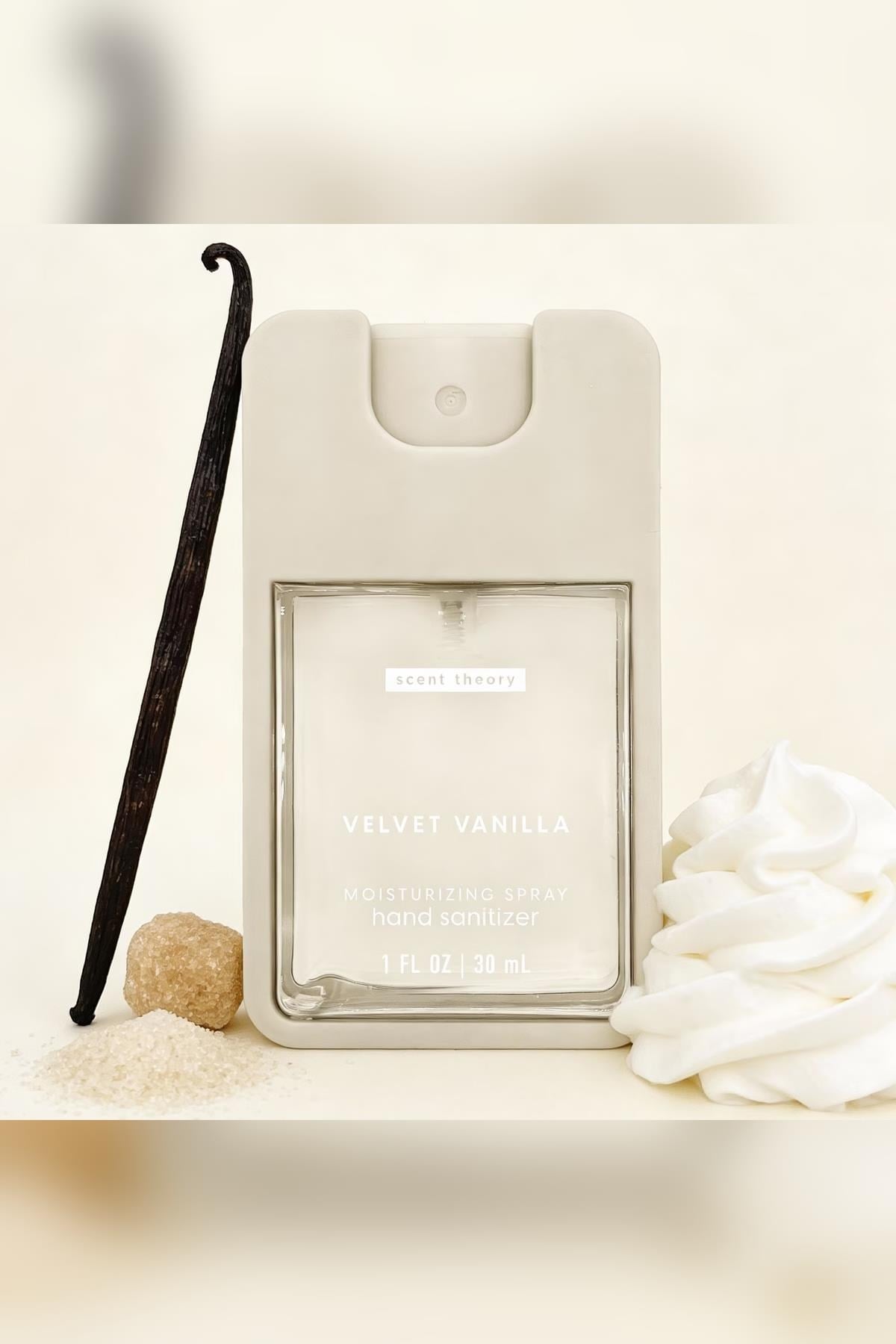 Scent Theory Velvet Vanilla Nemlendirici ve Kokulu El Temizleme Spreyi 30ML