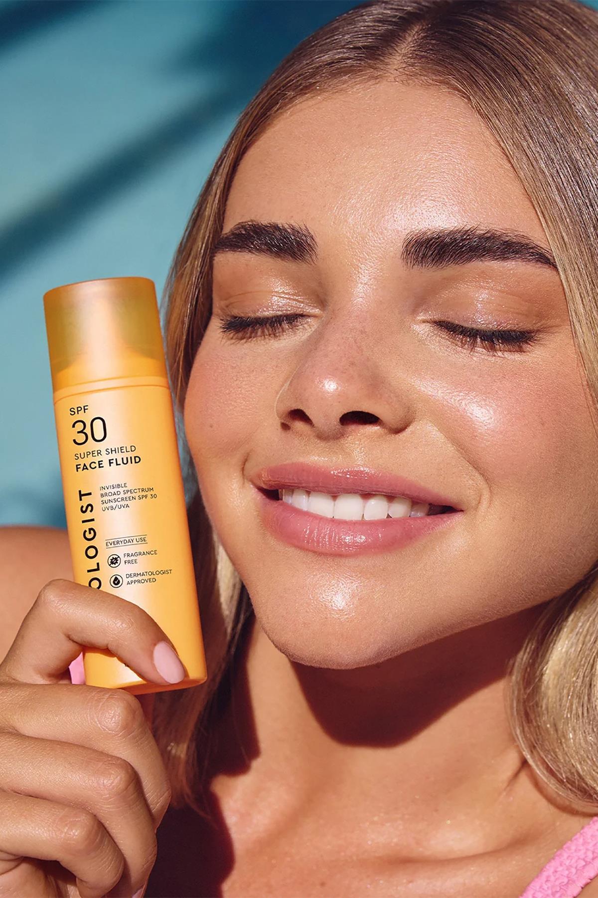 Tanologist Super Shield Face Fluid SPF30 Güneş Koruyucu Yüz Losyonu 50ML