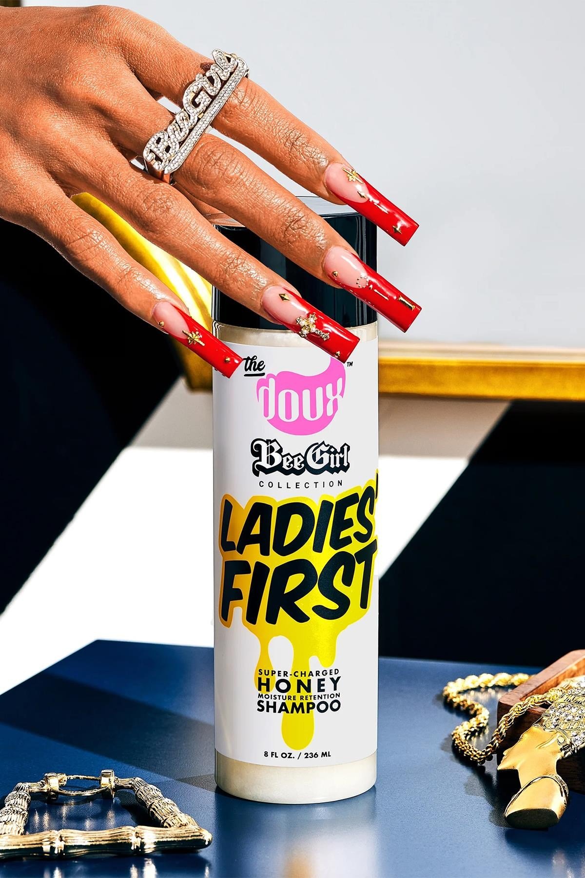The Doux Ladies First Bal Özlü Şampuan 236ML