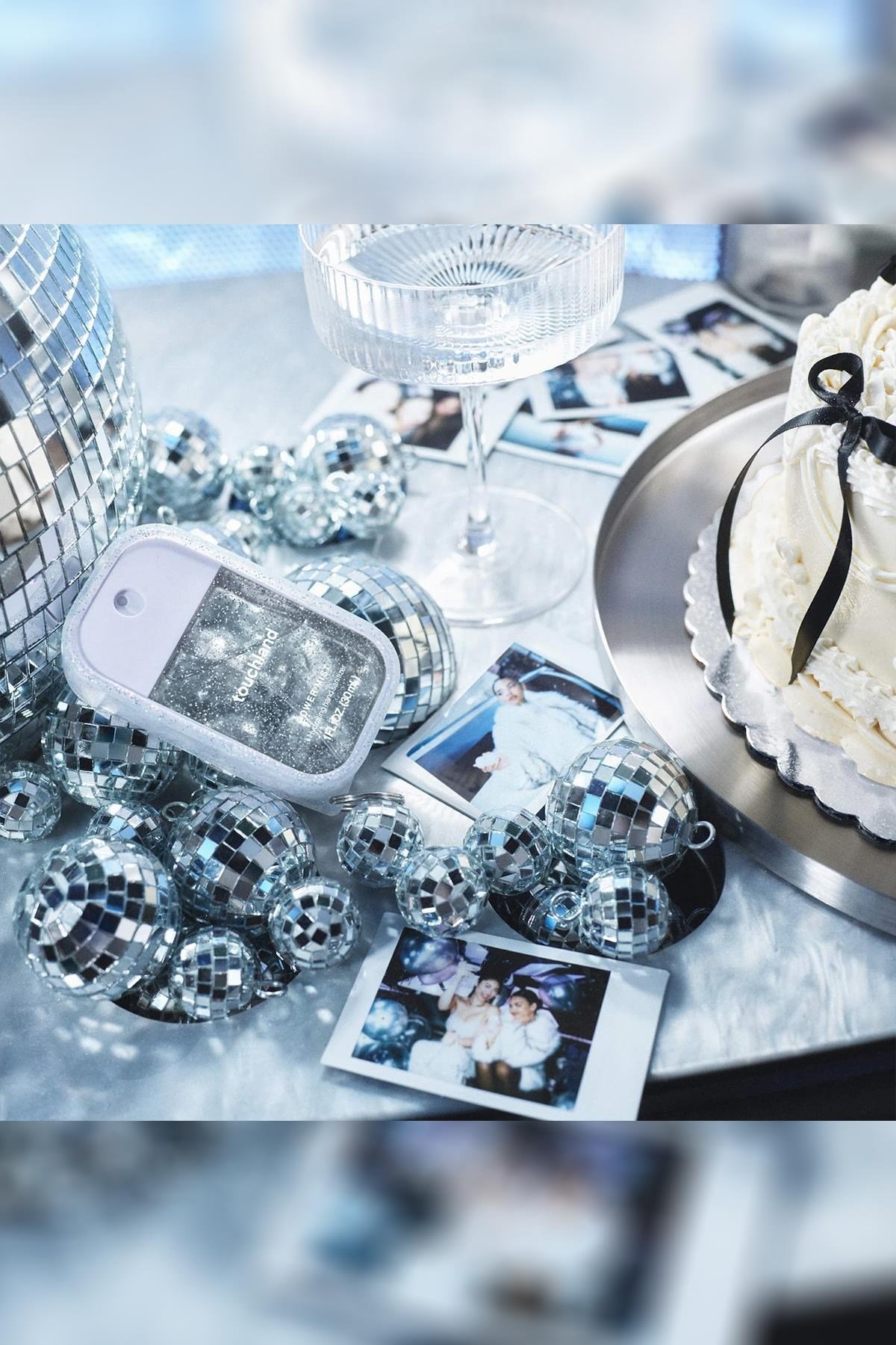 Touchland Confetti Cake Nemlendirici ve Kokulu El Temizleme Spreyi 30ML