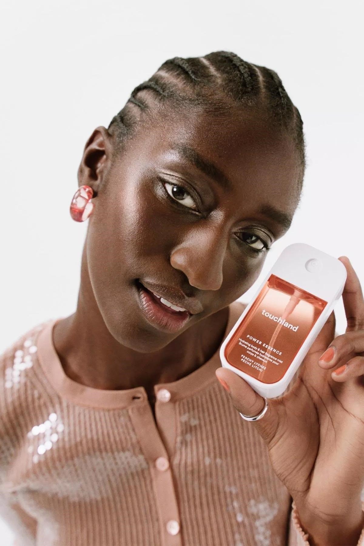Touchland Peachy Lychee Kokulu Nemlendirici Vücut ve Saç Spreyi 60ML