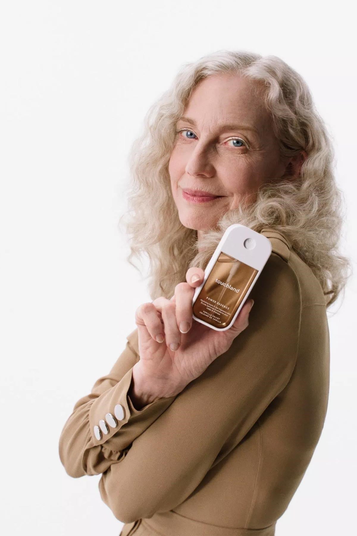 Touchland Vanilla Velvet Kokulu Nemlendirici Vücut ve Saç Spreyi 60ML