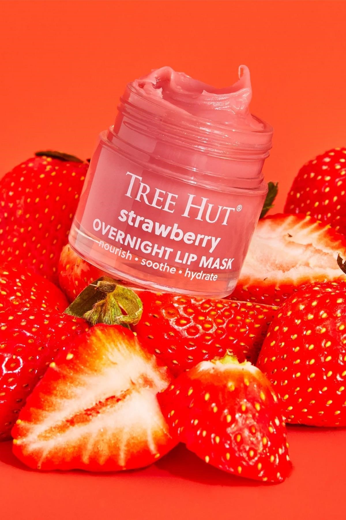 Tree Hut Strawberry Gece Boyu Nemlendirici Dudak Maskesi 17GR