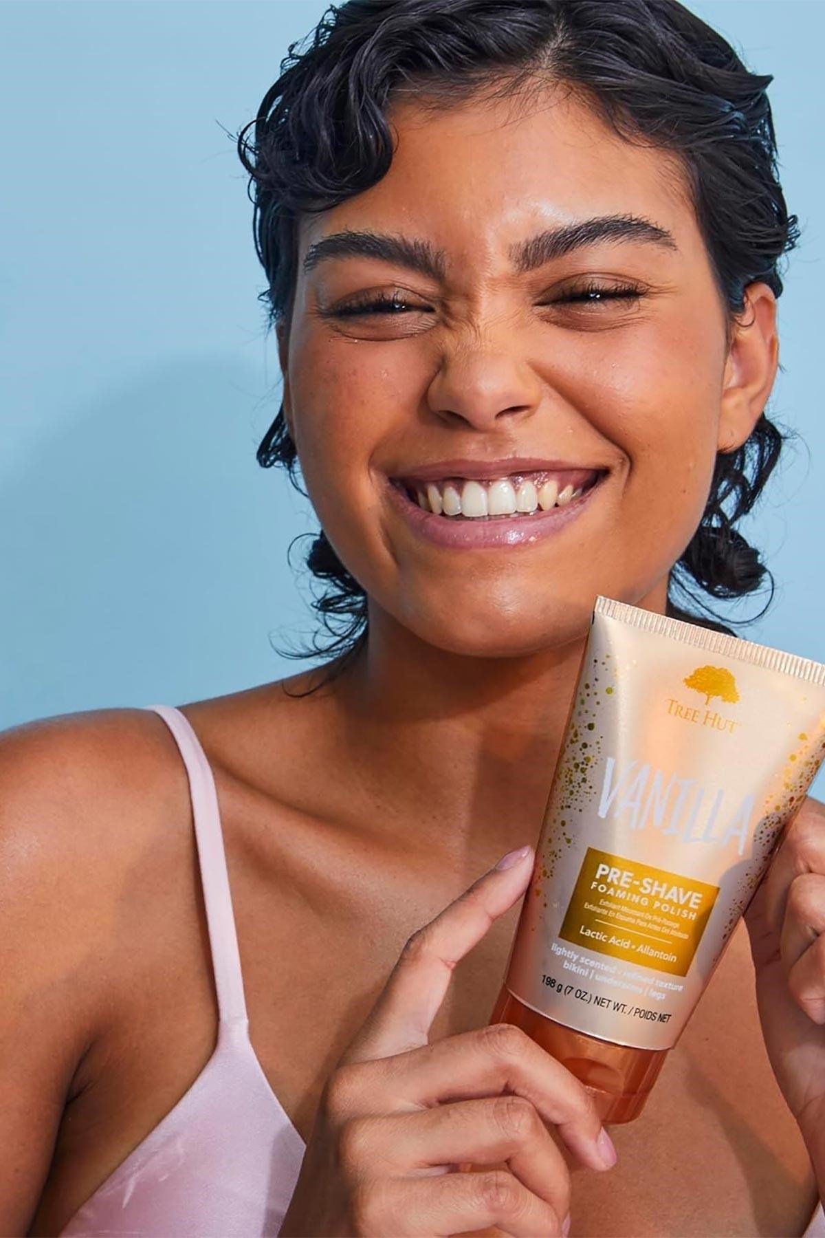 Tree Hut Vanilla Kadın Tıraş Öncesi Arındırıcı Peeling 198GR