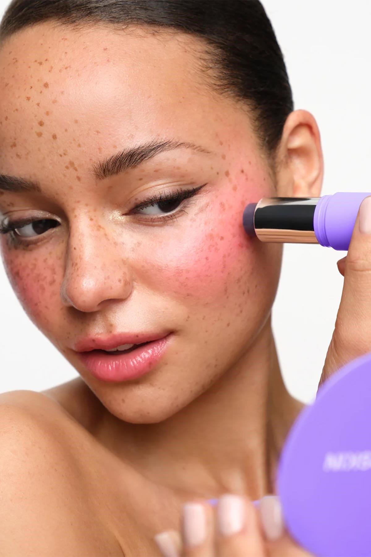 Wonderskin PHLush Stick pH Uyumlu Yüz Renklendirici Çok Amaçlı Stick 8.4GR