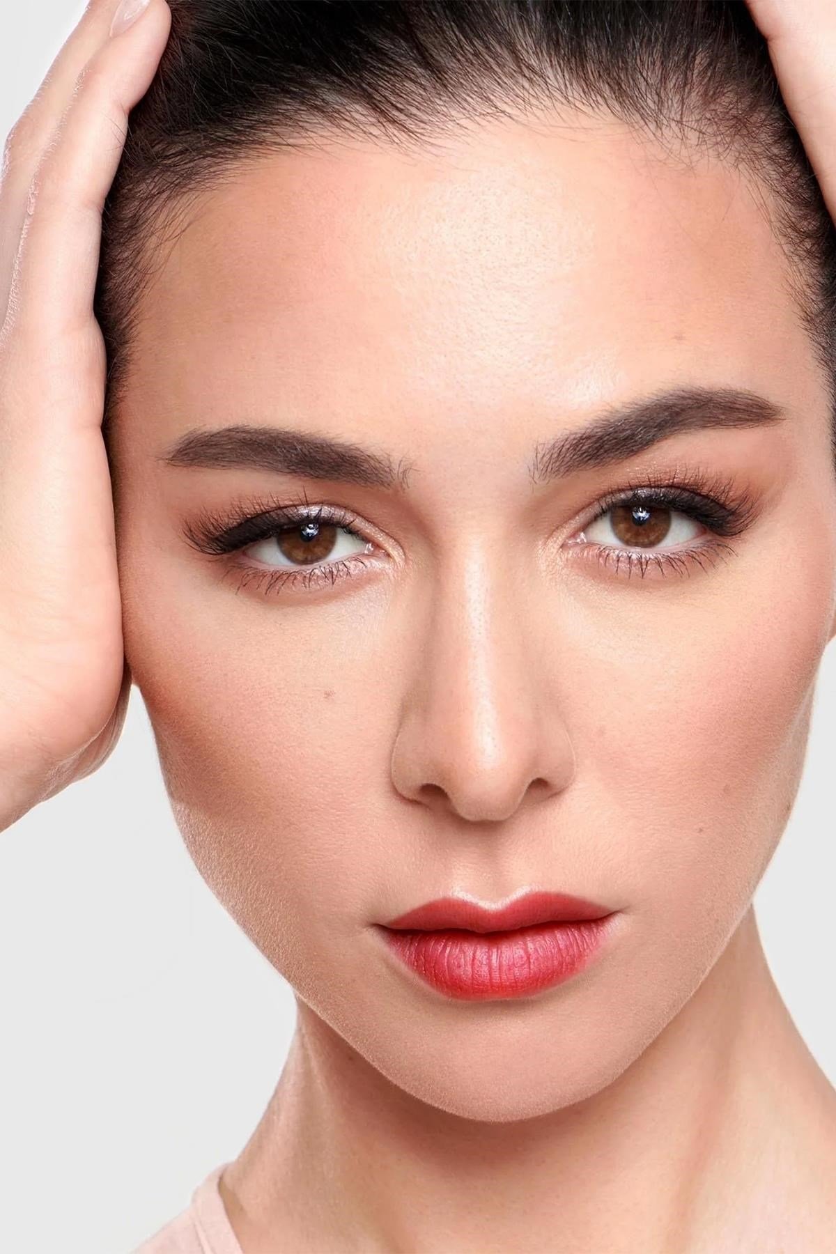 Wonderskin Uzun Süre Kalıcı Renkli Dudak Maskesi Lovely 4ML