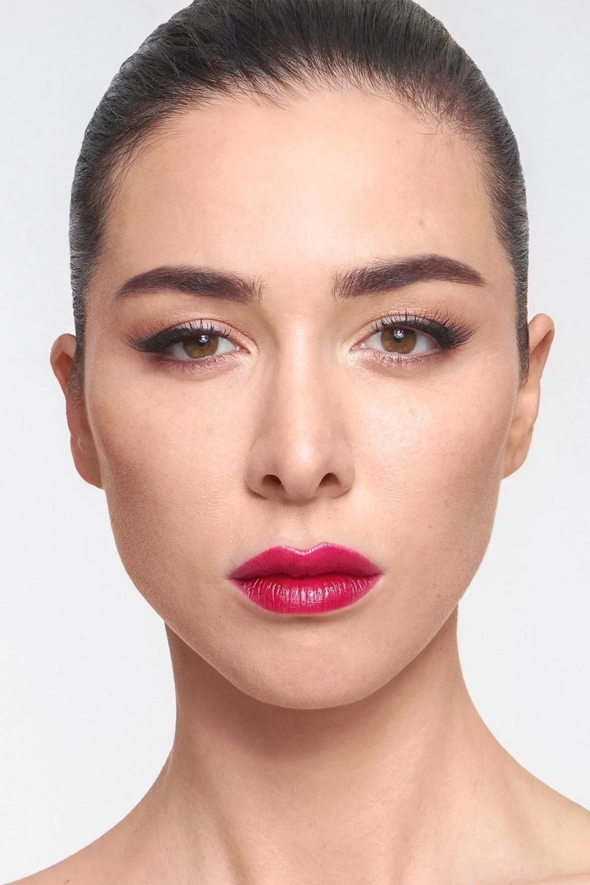 Wonderskin Uzun Süre Kalıcı Renkli Dudak Maskesi First Kiss 4ML