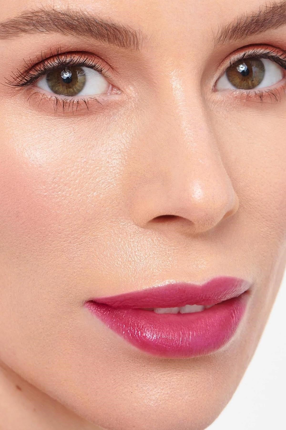 Wonderskin Uzun Süre Kalıcı Renkli Dudak Maskesi Beautiful 4ML