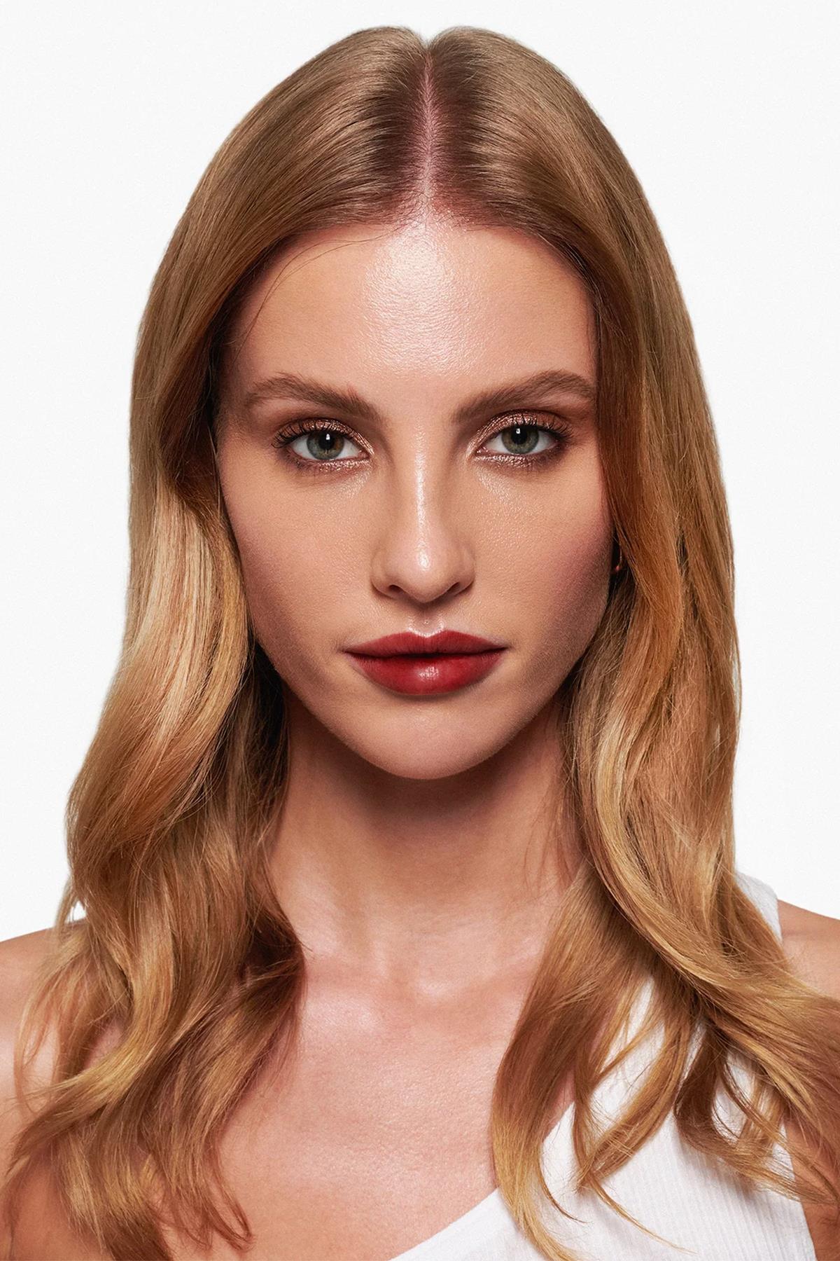 Wonderskin Uzun Süre Kalıcı Renkli Dudak Maskesi Kiti Charming