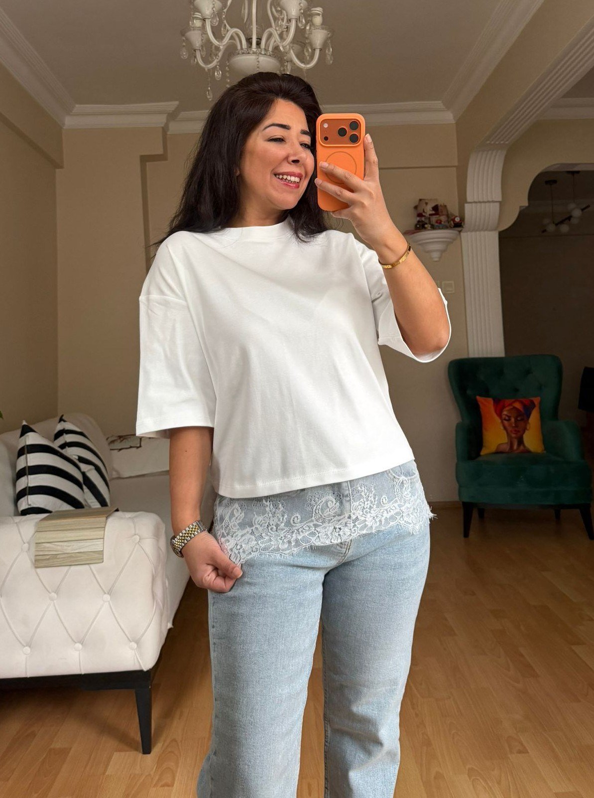 Beyaz Altı Dantel Tişört