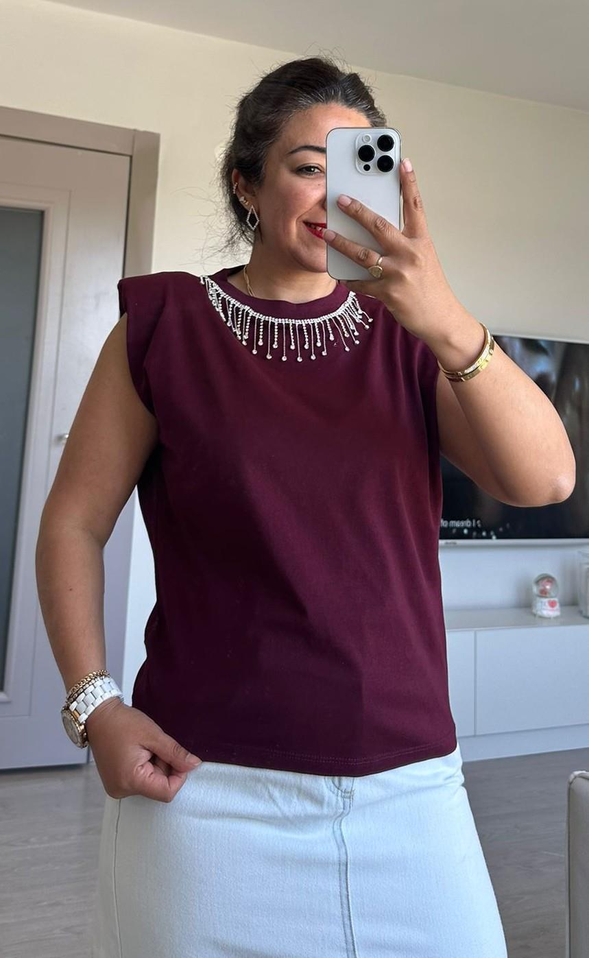Bordo Yaka Taşlı Vatkalı Bluz