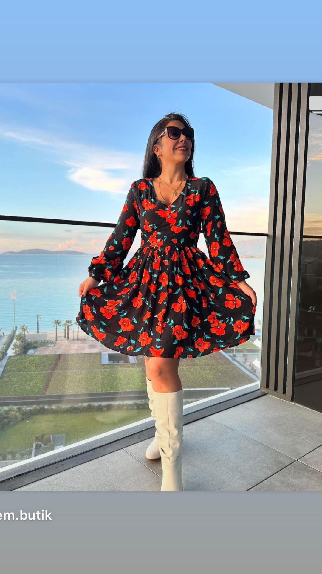 Çiçekli yaz elbise
