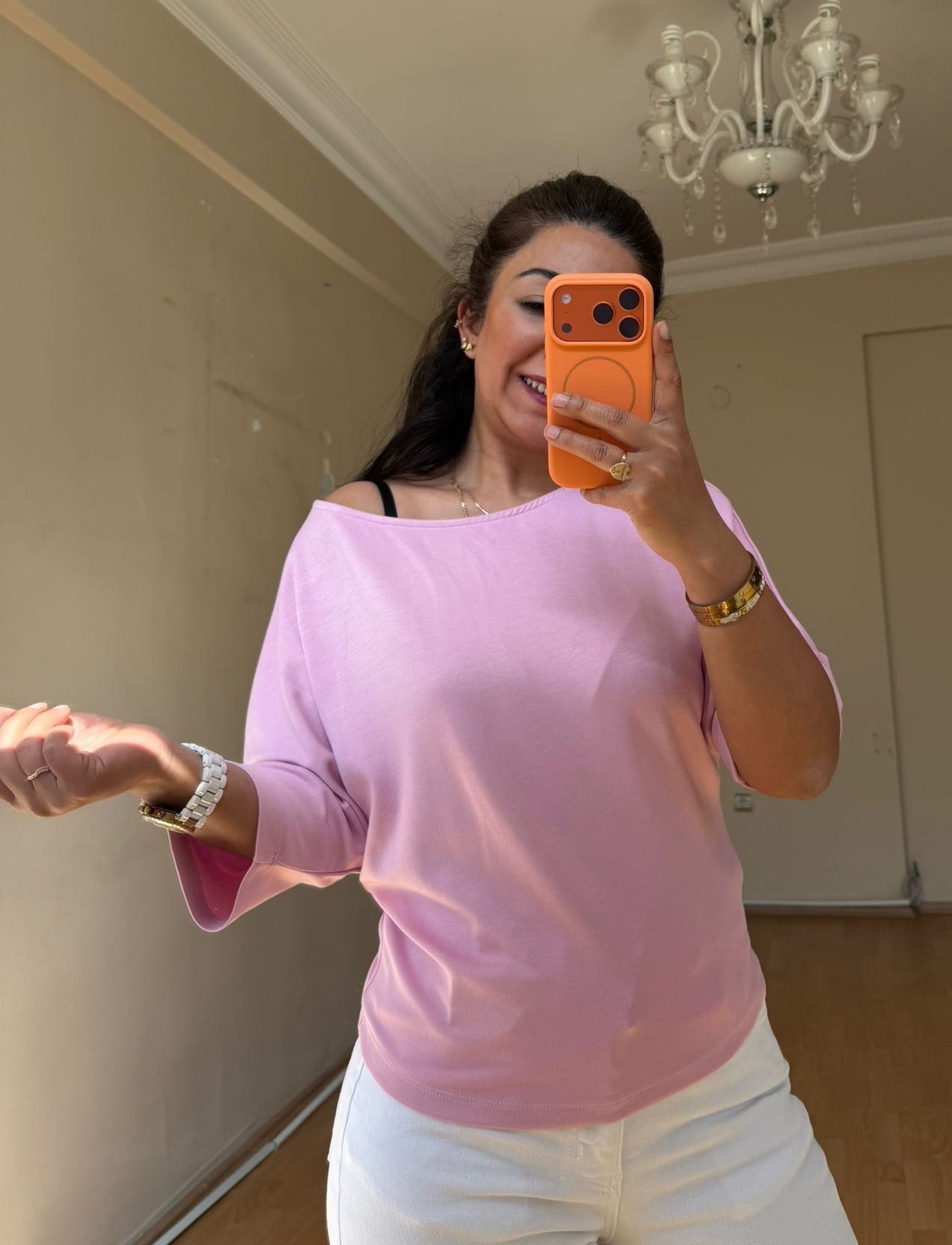 Pembe Kayık Yaka Modal Tişört