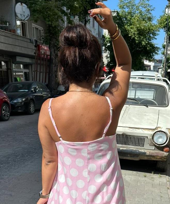 Pembe Puantiye  Askılı Elbise