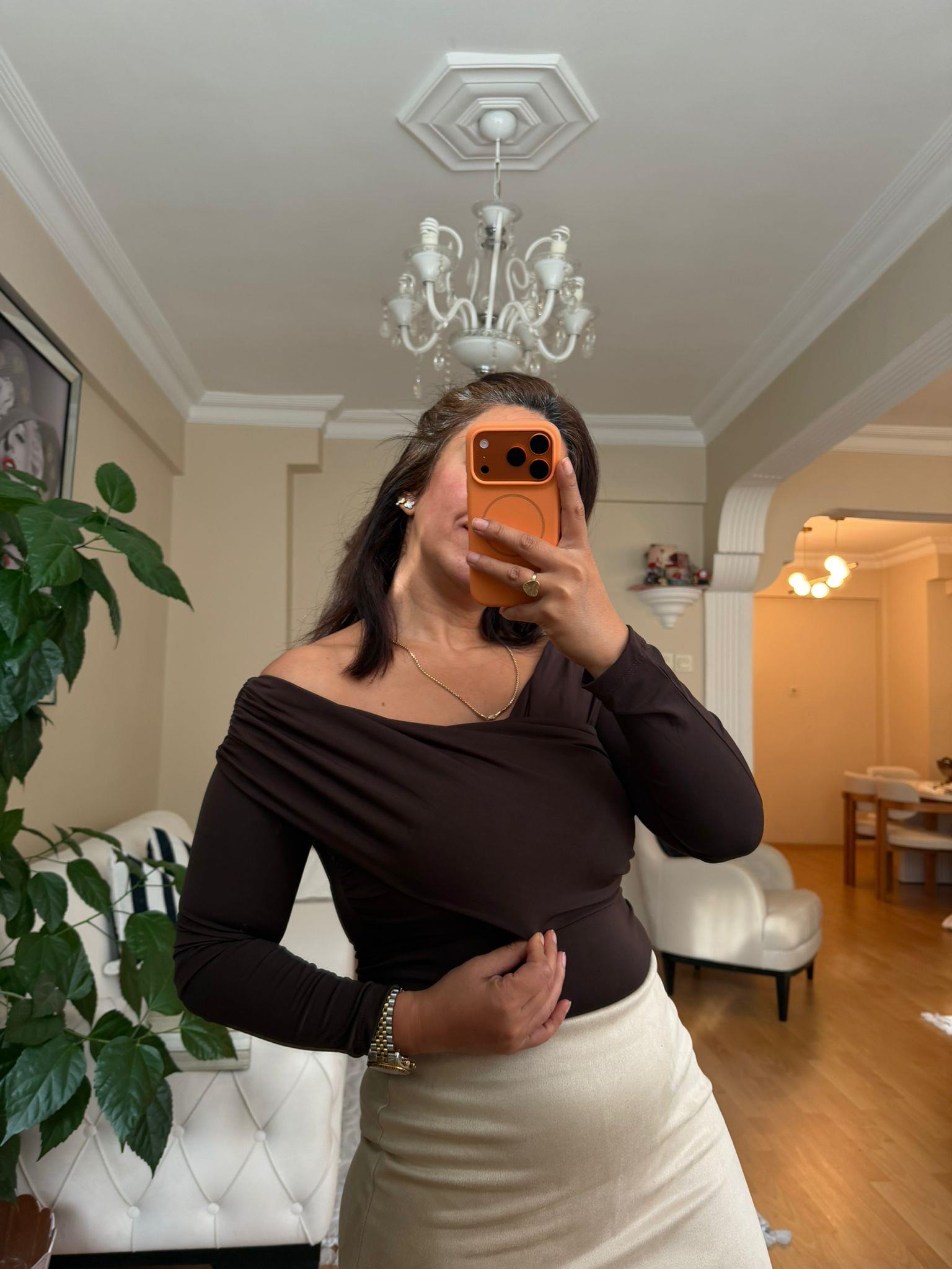 Selin Bluz Acı Kahve
