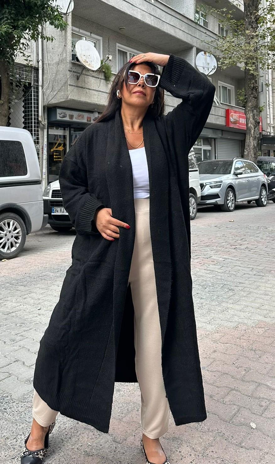 Yünlü Uzun Hırka Siyah