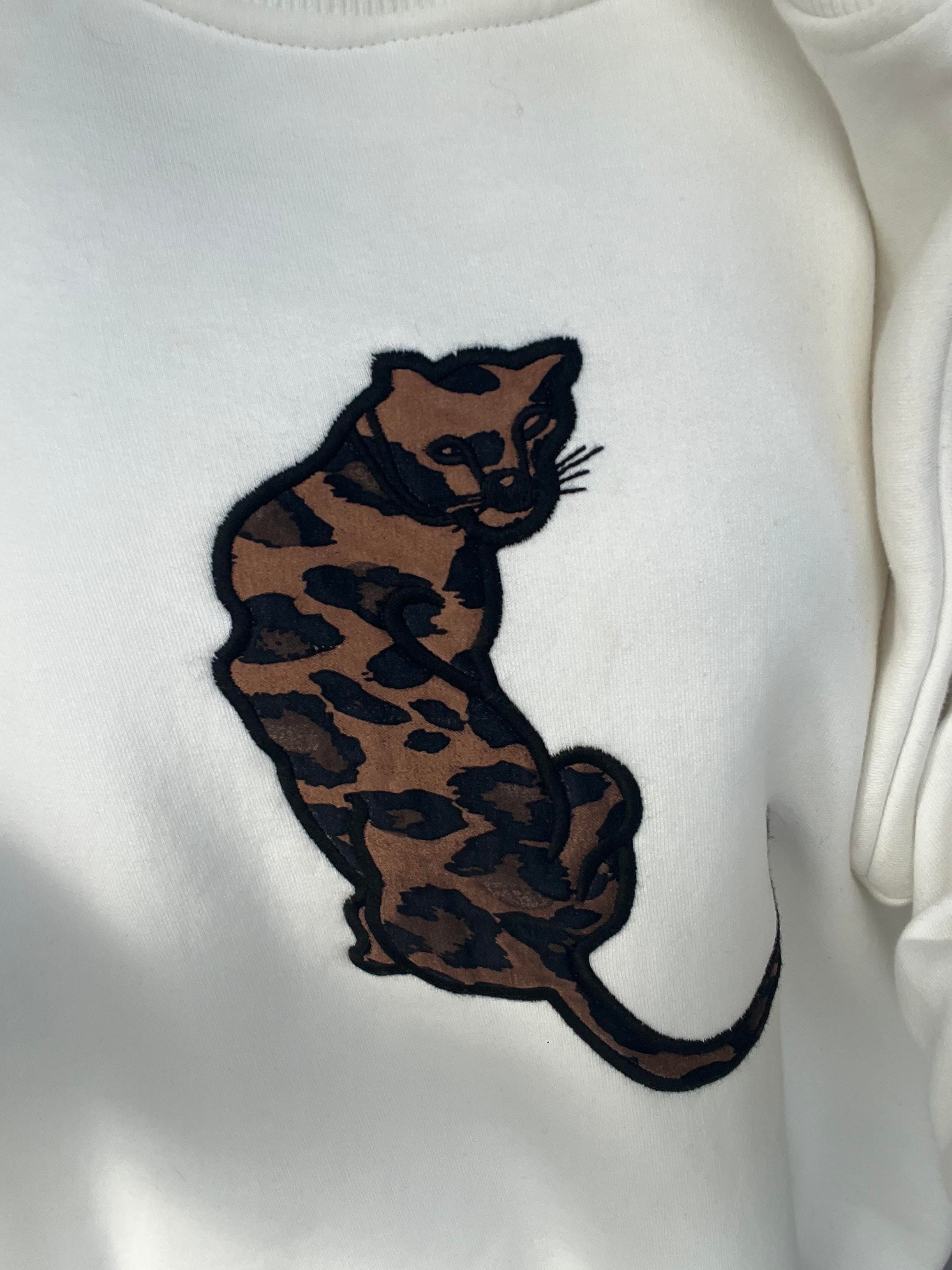 Beyaz Kahve Desenli Sweatshirt