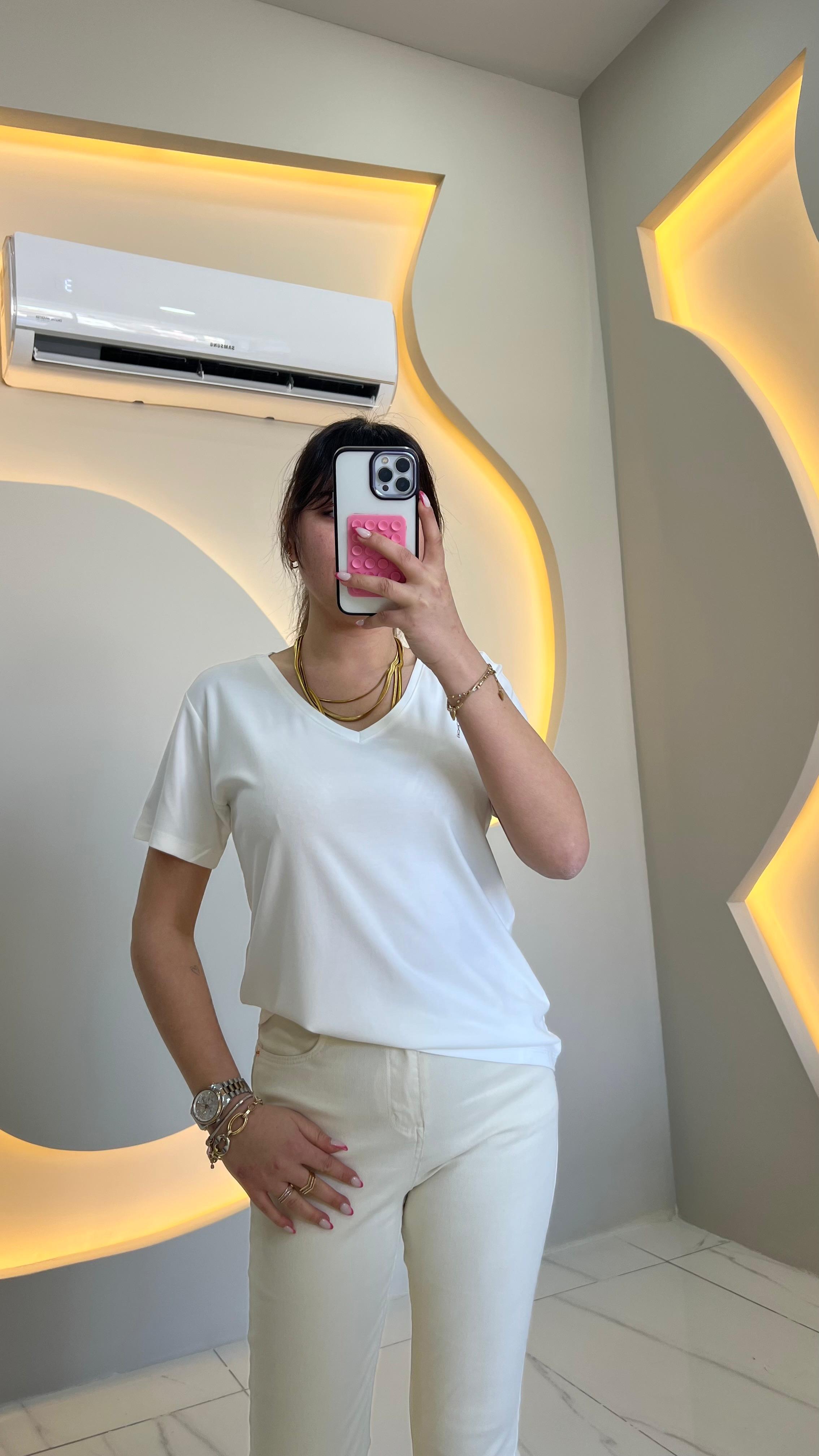 Beyaz Modal V Yaka Basic