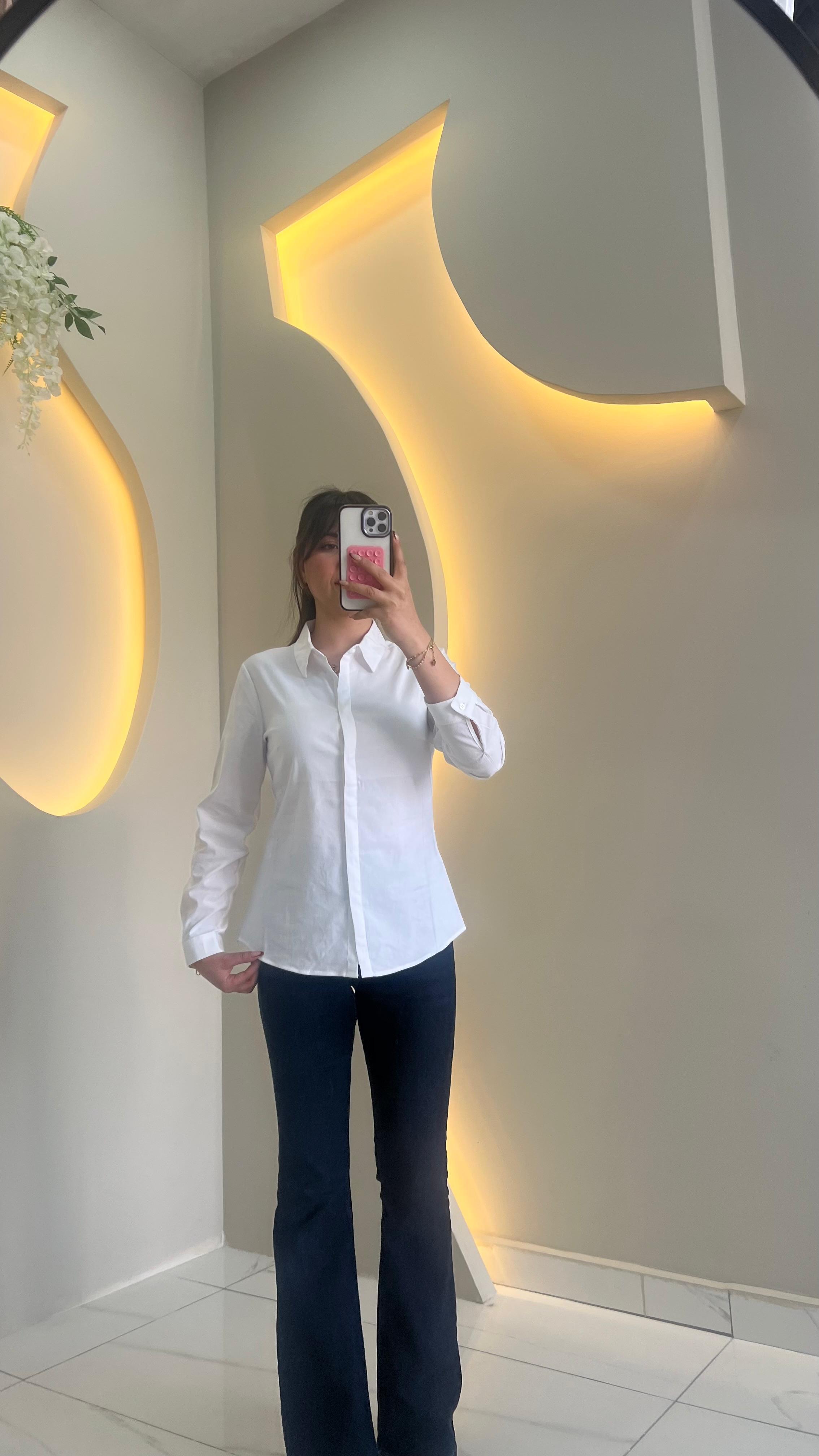 Beyaz Slim Fit Pamuklu Gömlek