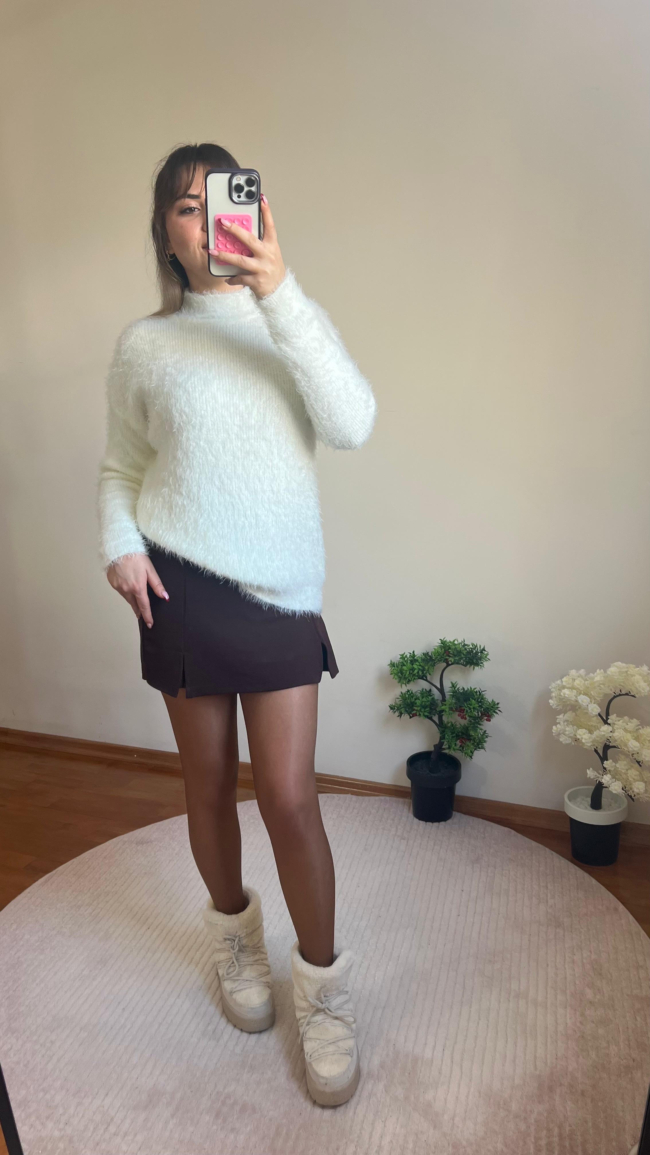 beyaz yün kırçıllı kazak