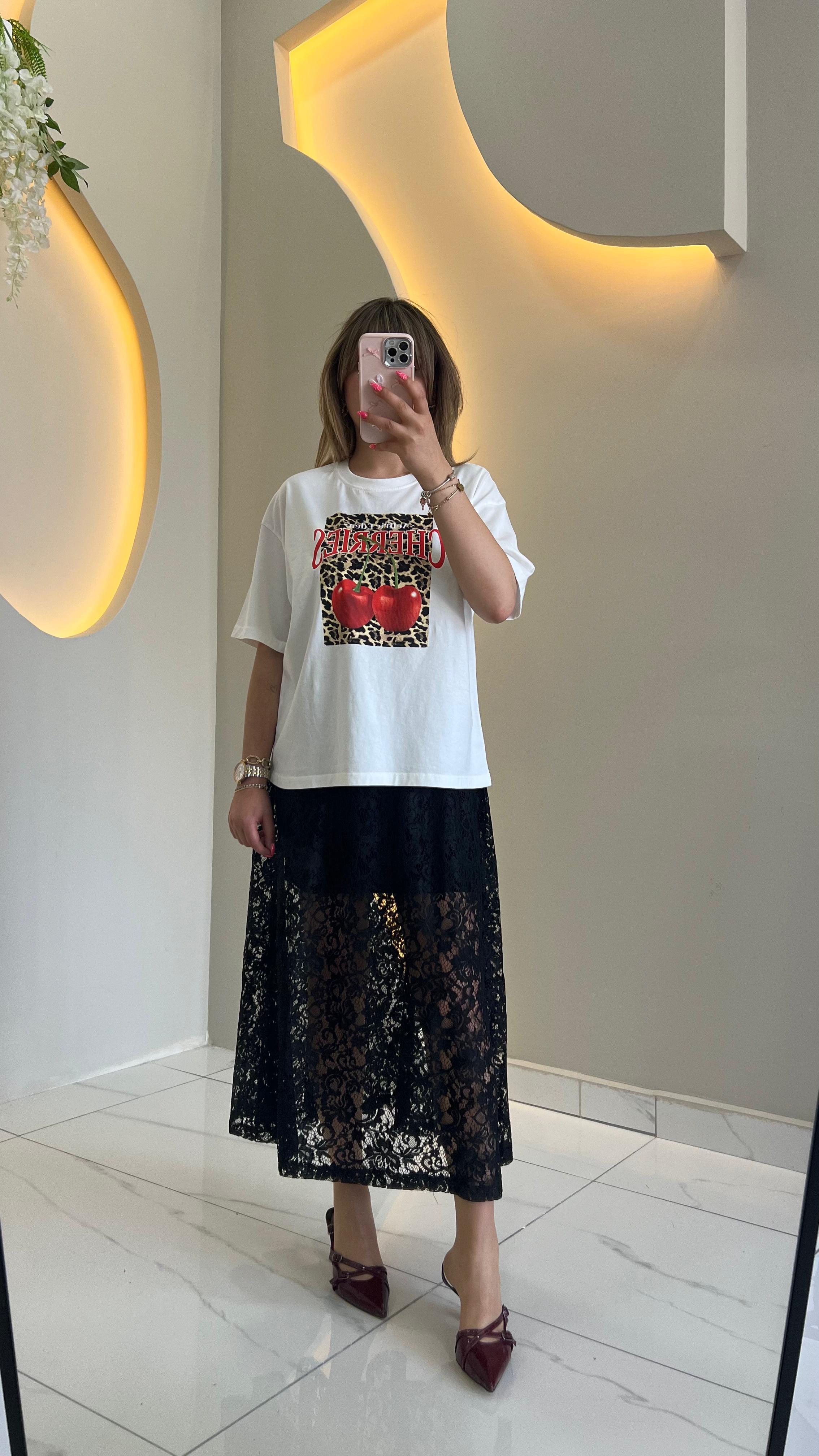 Cherrıes Baskılı Tişört