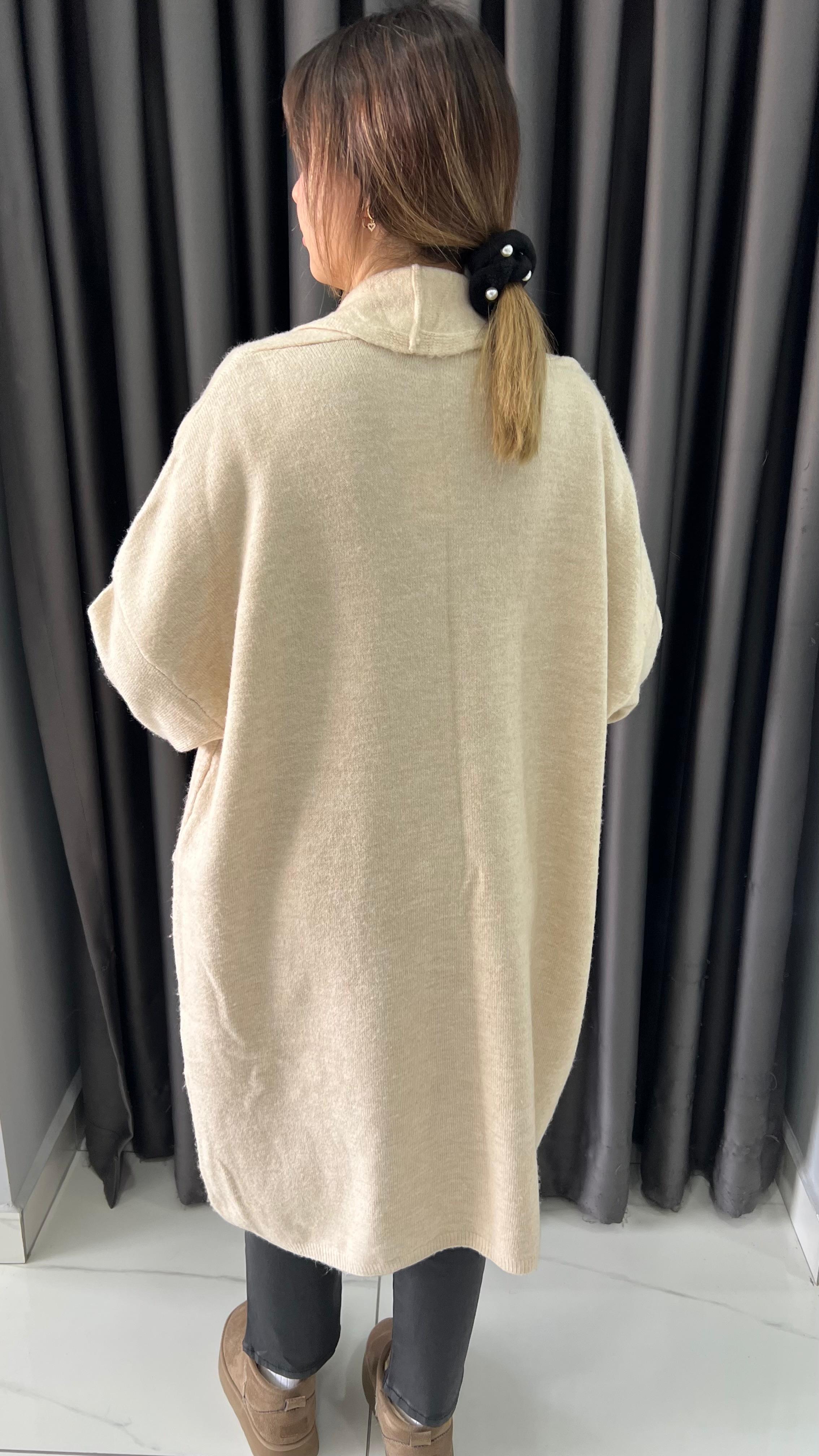 Dilvin Krem Oversize Yün Hırka