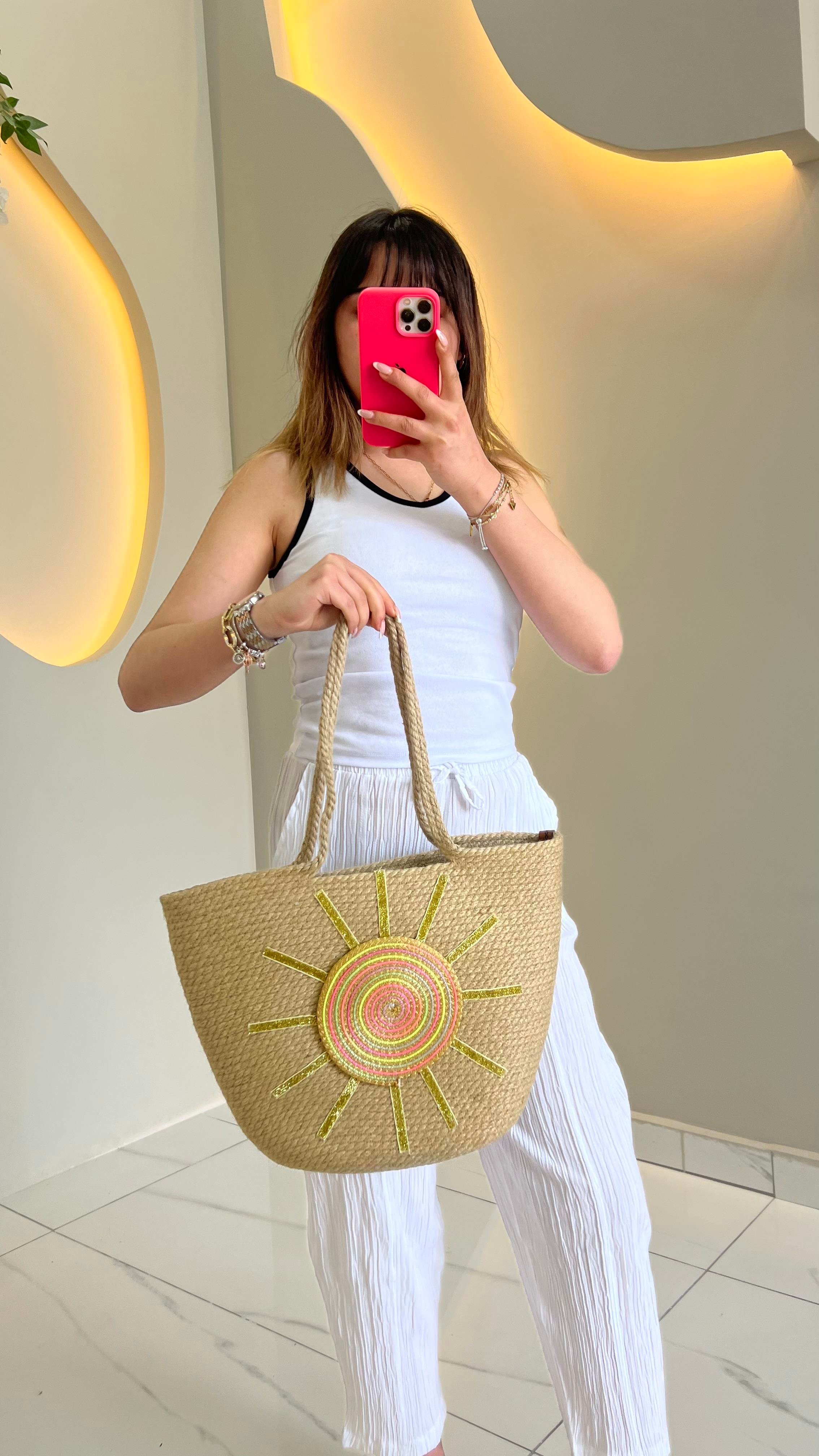 Hasır İşlemeli Çanta 