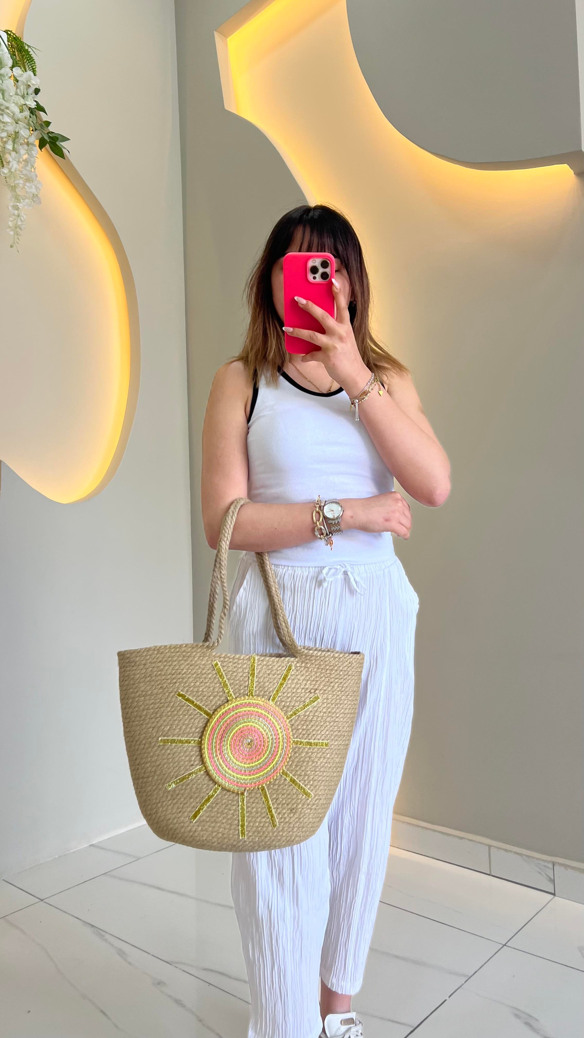 Hasır İşlemeli Çanta 