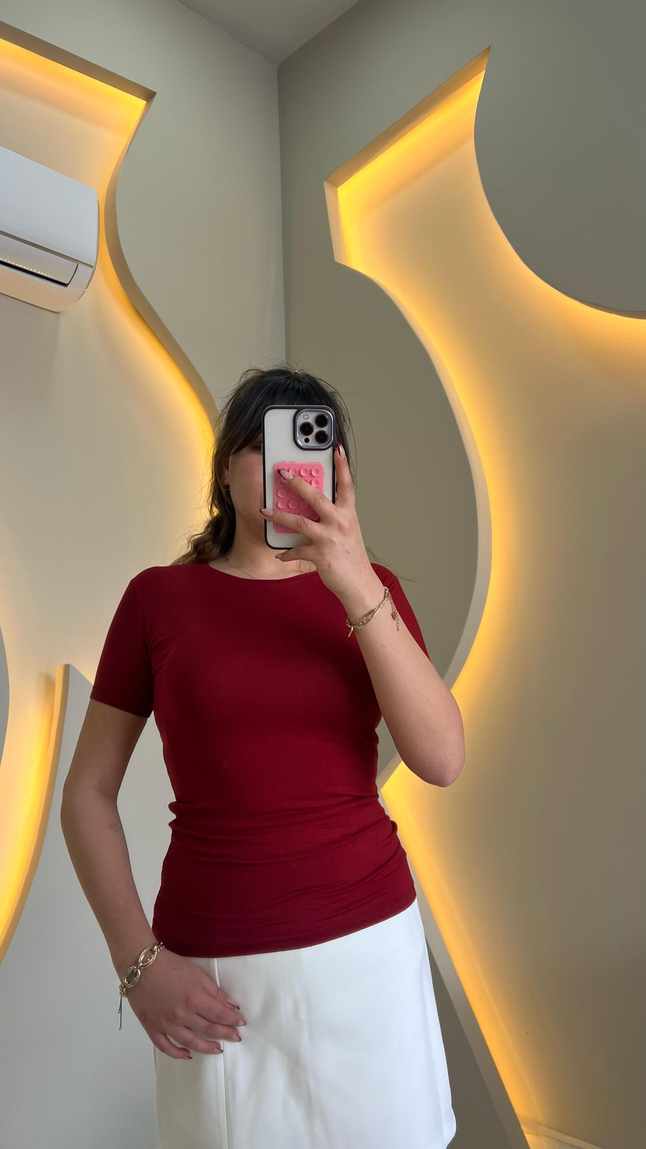 Kırmızı Modal Basic Tshirt
