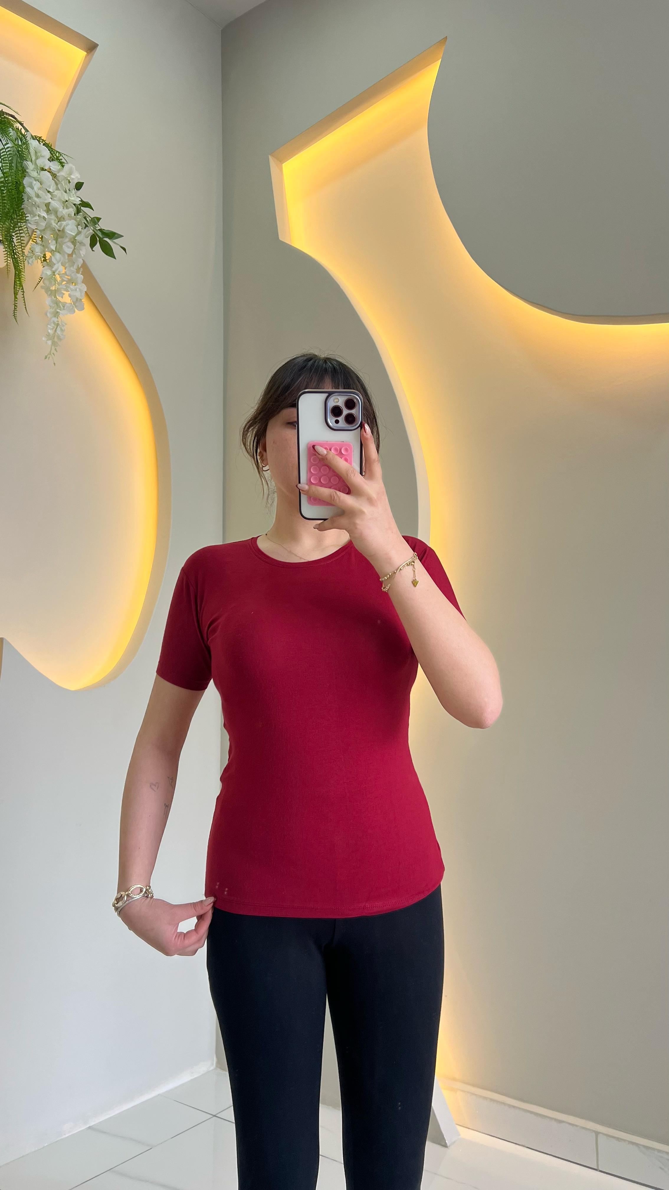 Kırmızı Modal Basic Tshirt