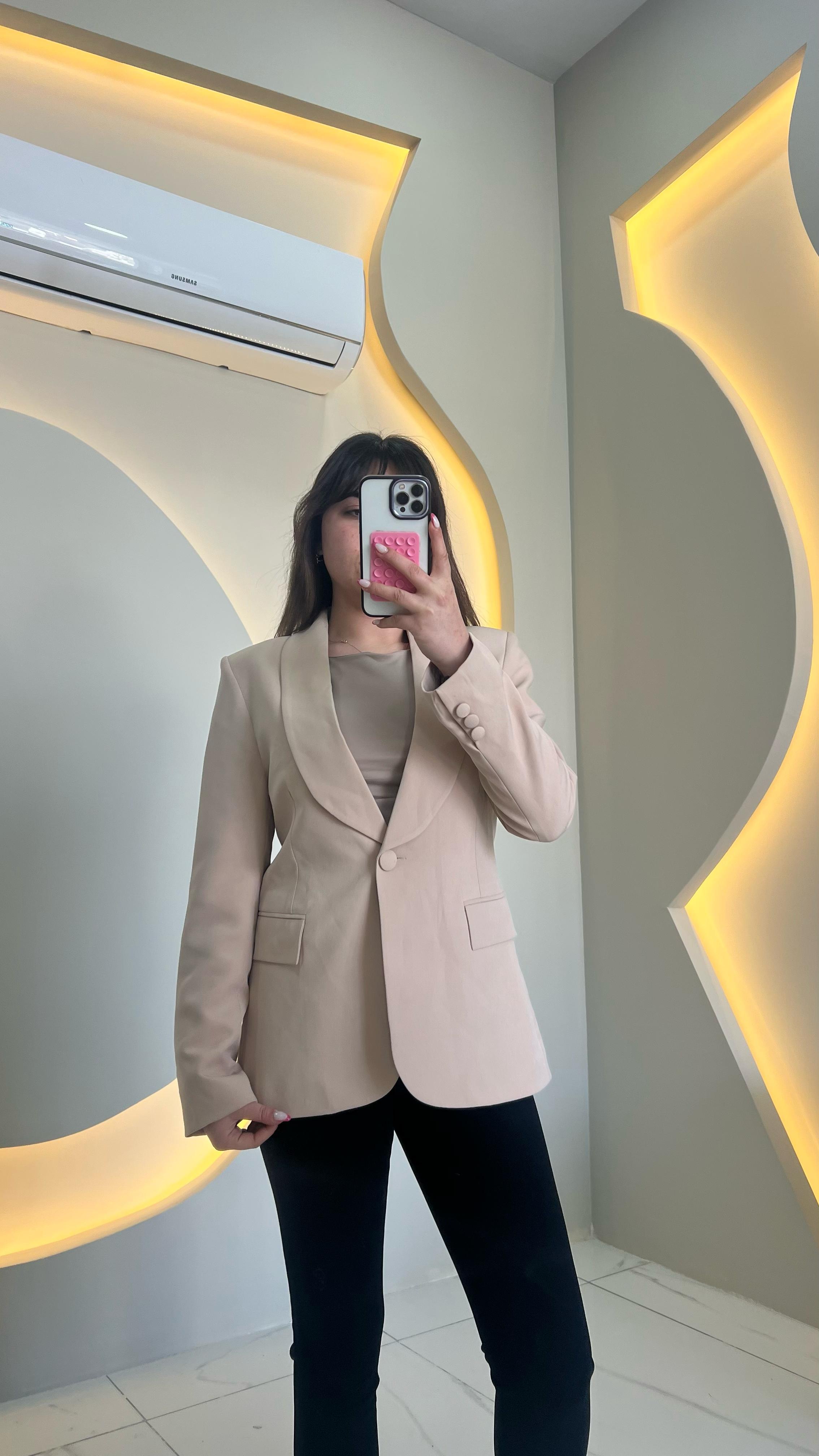 Krem Renk Blazer Ceket