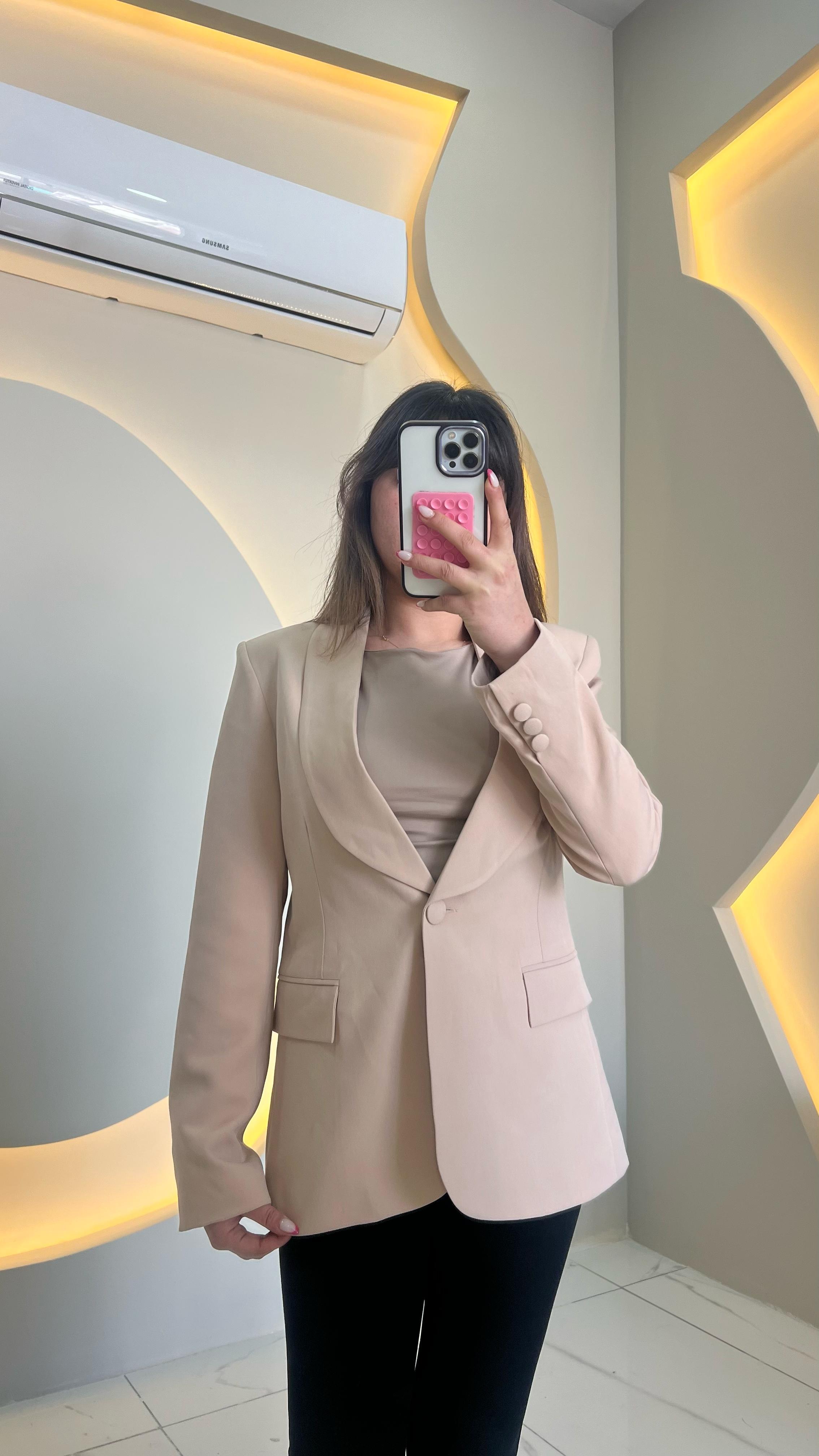 Krem Renk Blazer Ceket