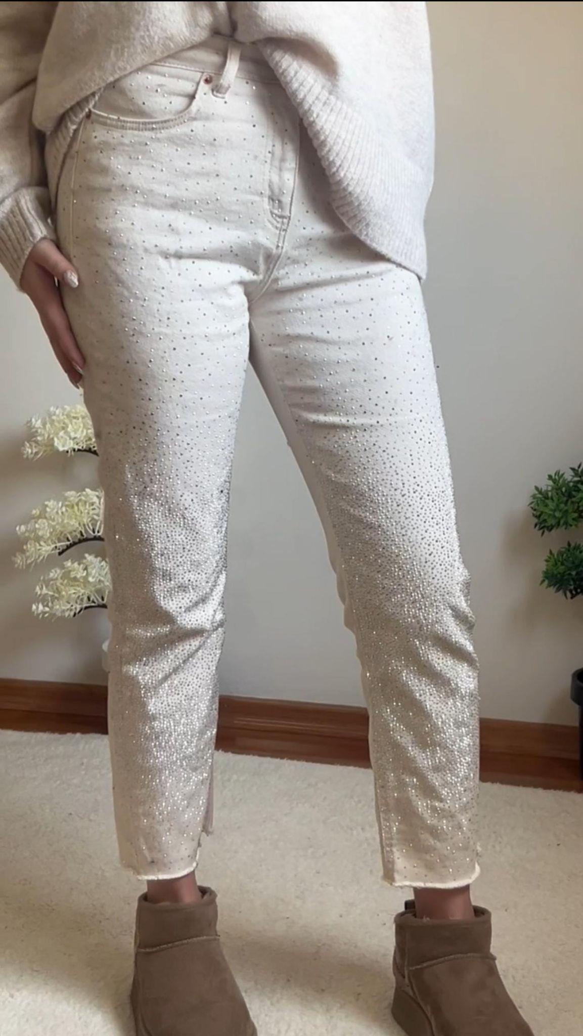 Krem renk taşlı pantolon