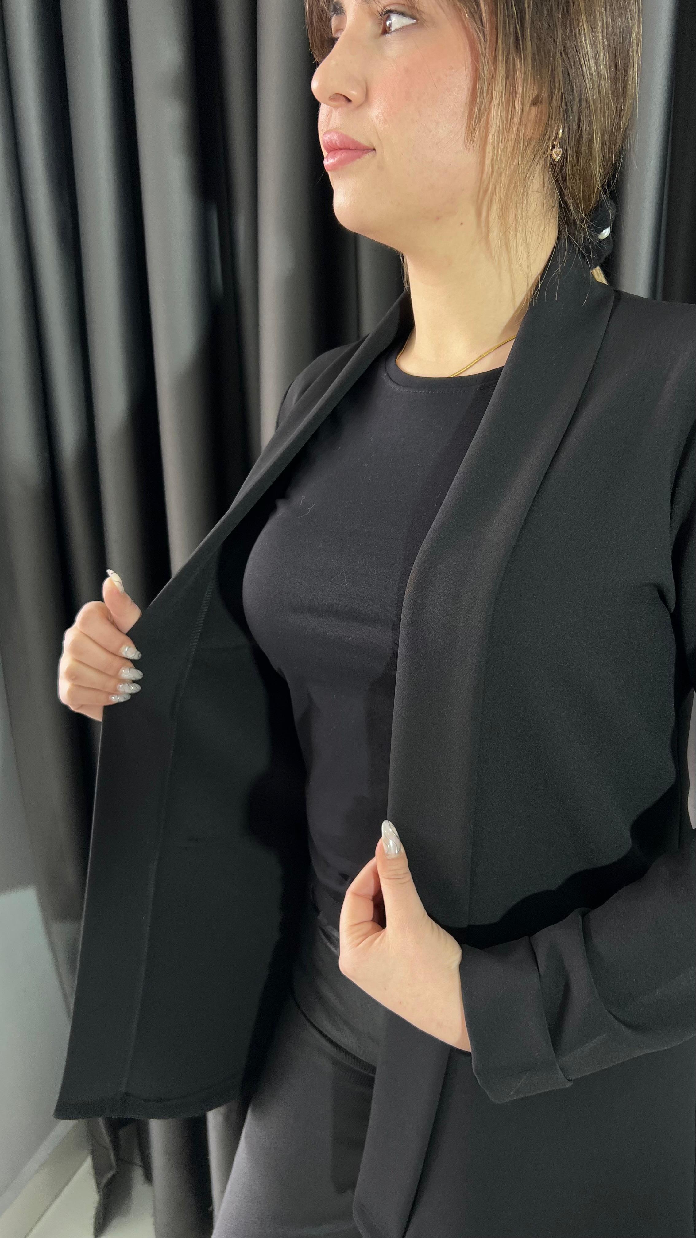 Krep İnce Siyah Ceket