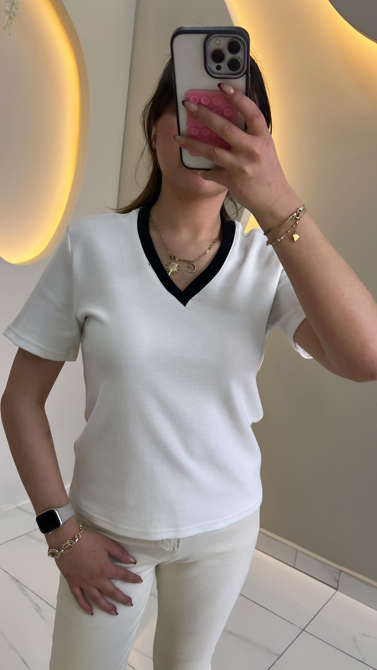 MS V Yaka Beyaz Pamuklu Basic