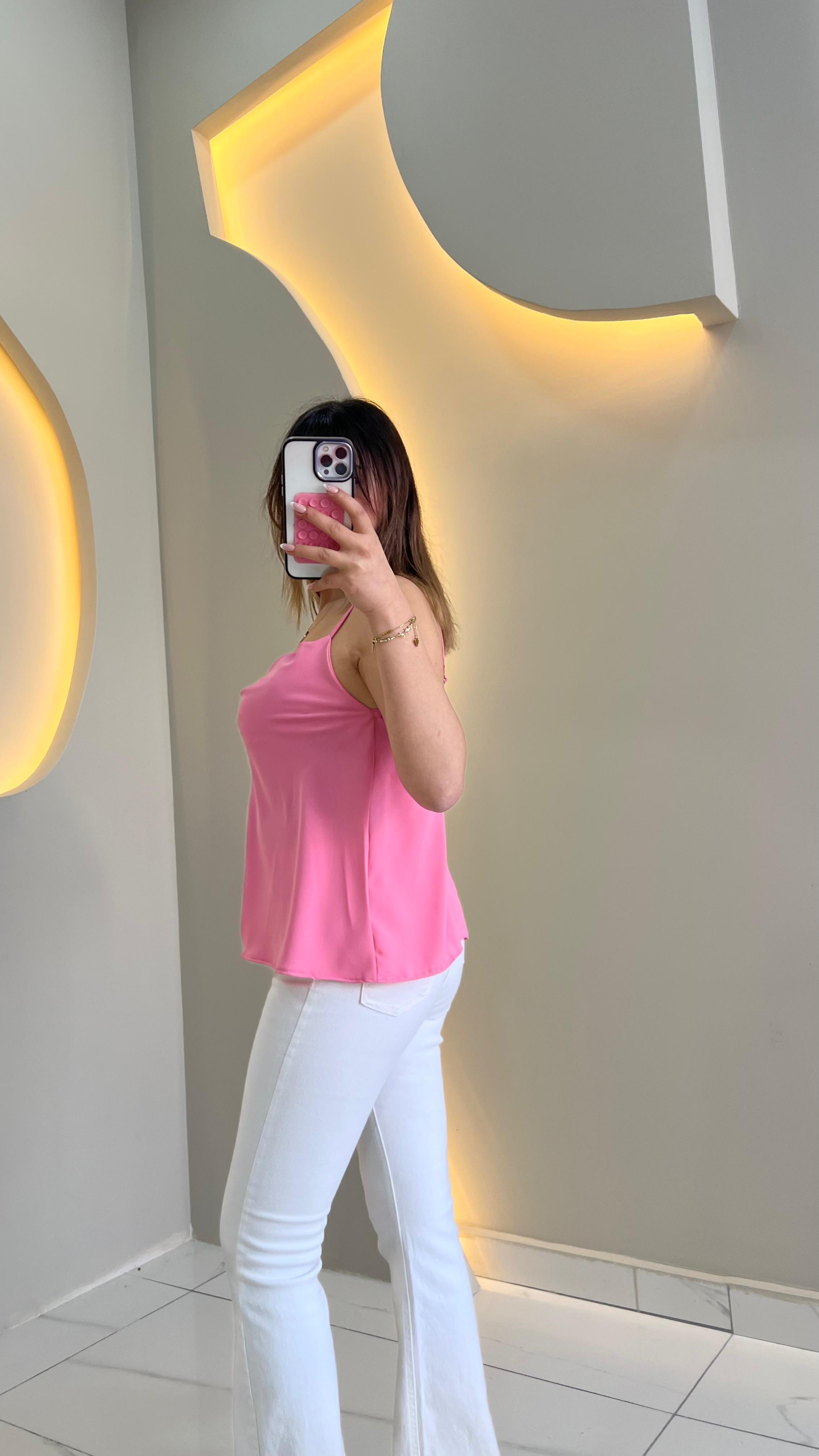 Pembe Askılı Degaje Yaka Bluz