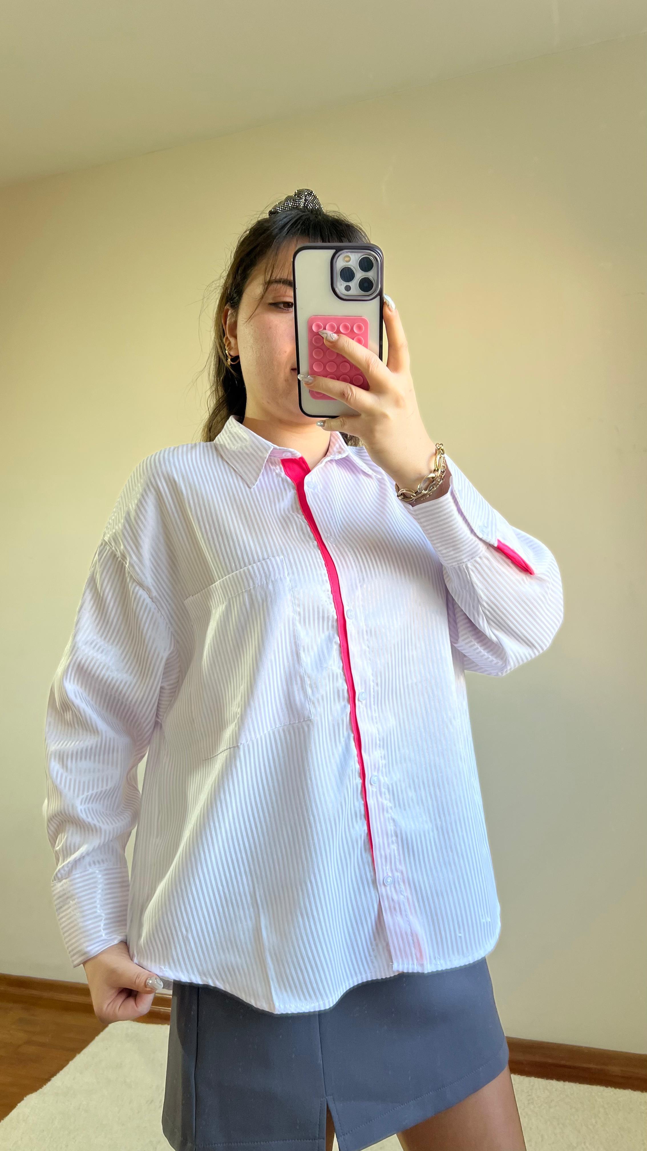 Pembe Detaylı Saten Pamuk Gömlek