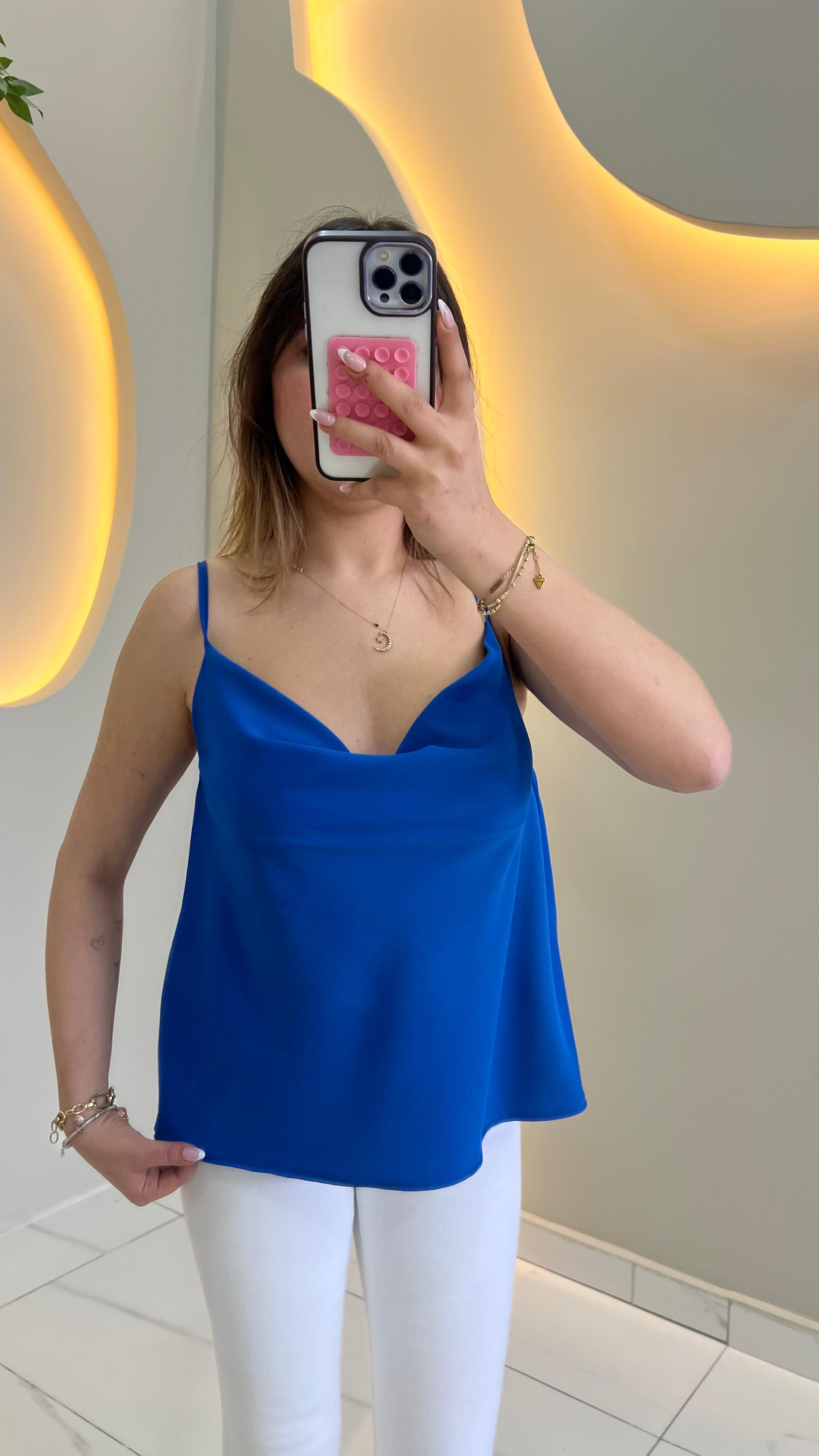Saks Mavi Askılı Degaje Yaka Bluz