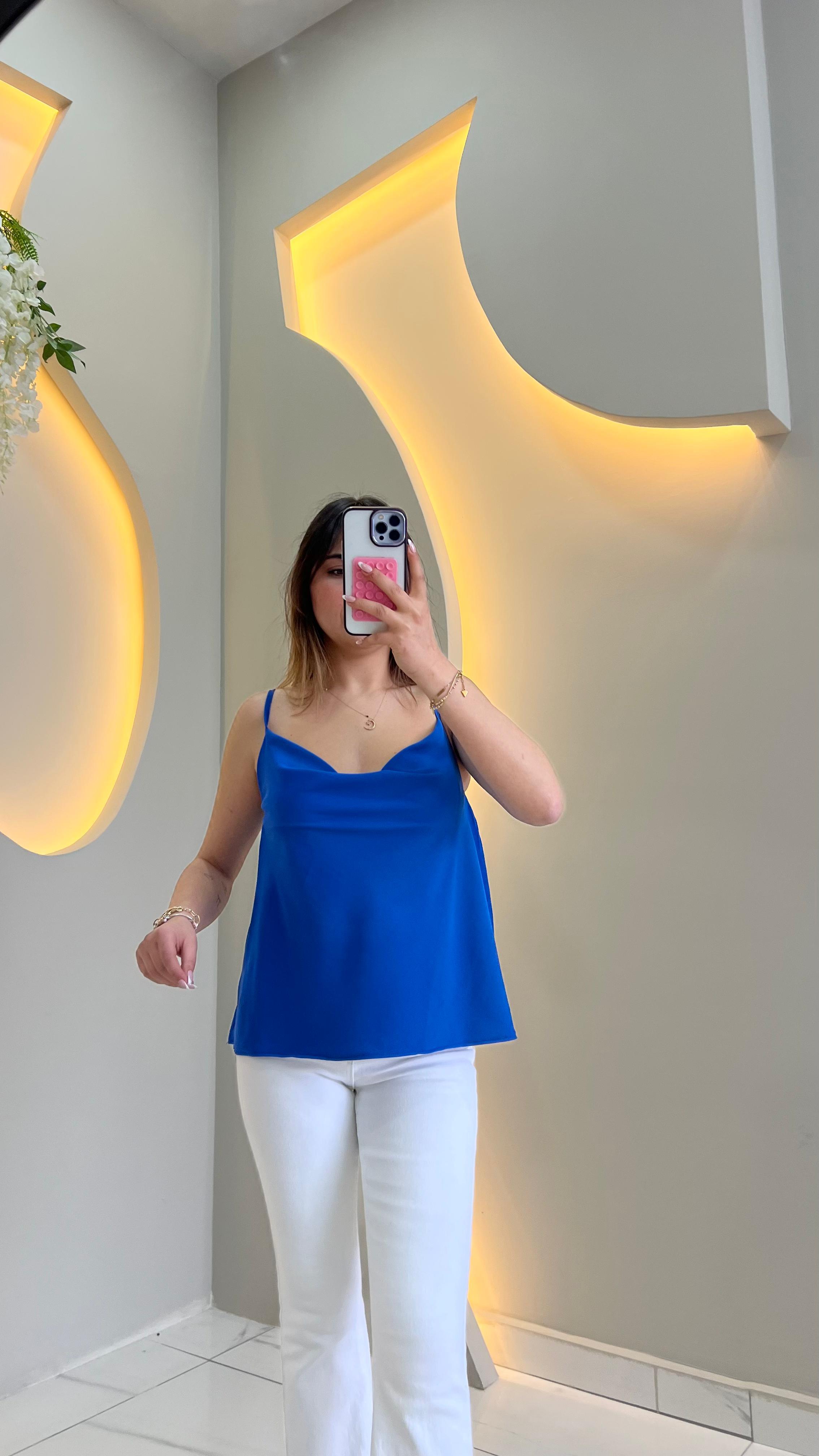 Saks Mavi Askılı Degaje Yaka Bluz