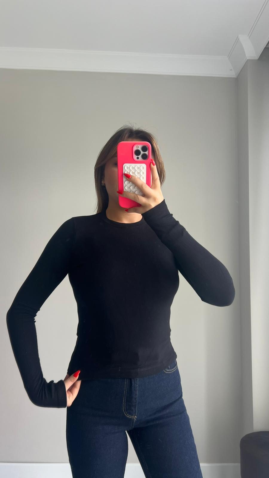 Siyah Bisiklet Yaka Parmak Geçirmeli Modal Body