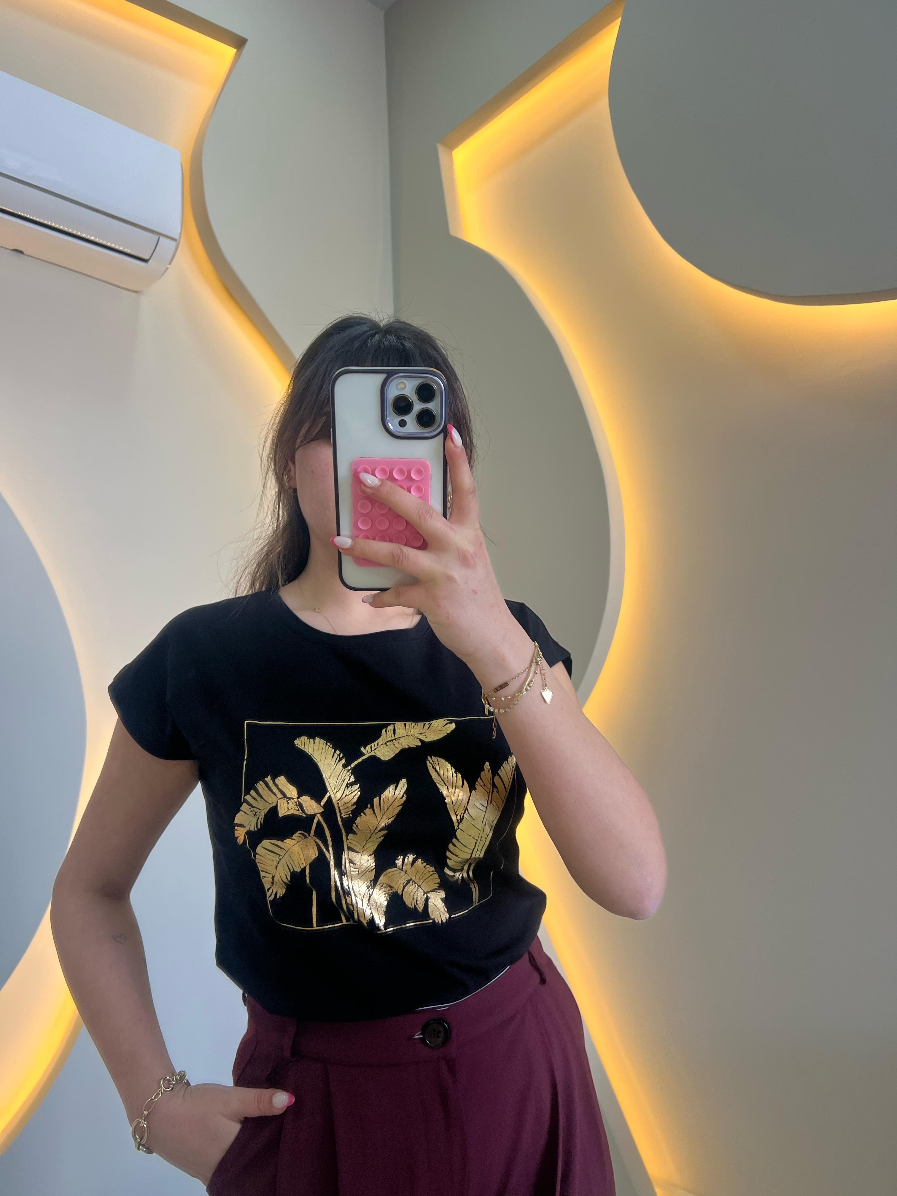 Siyah Gold Desenli Tişört