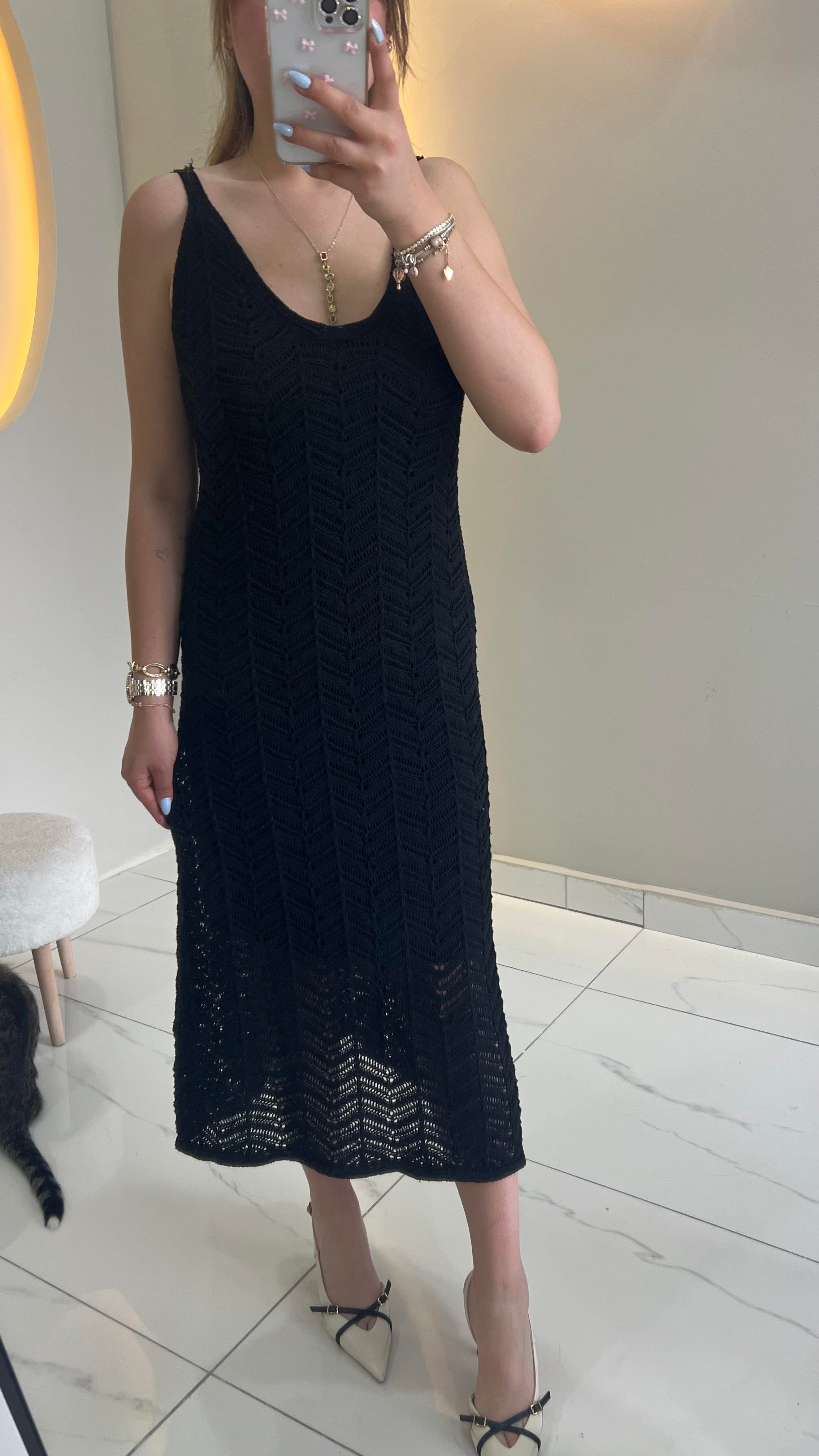 Siyah Örme Astarlı Elbise 