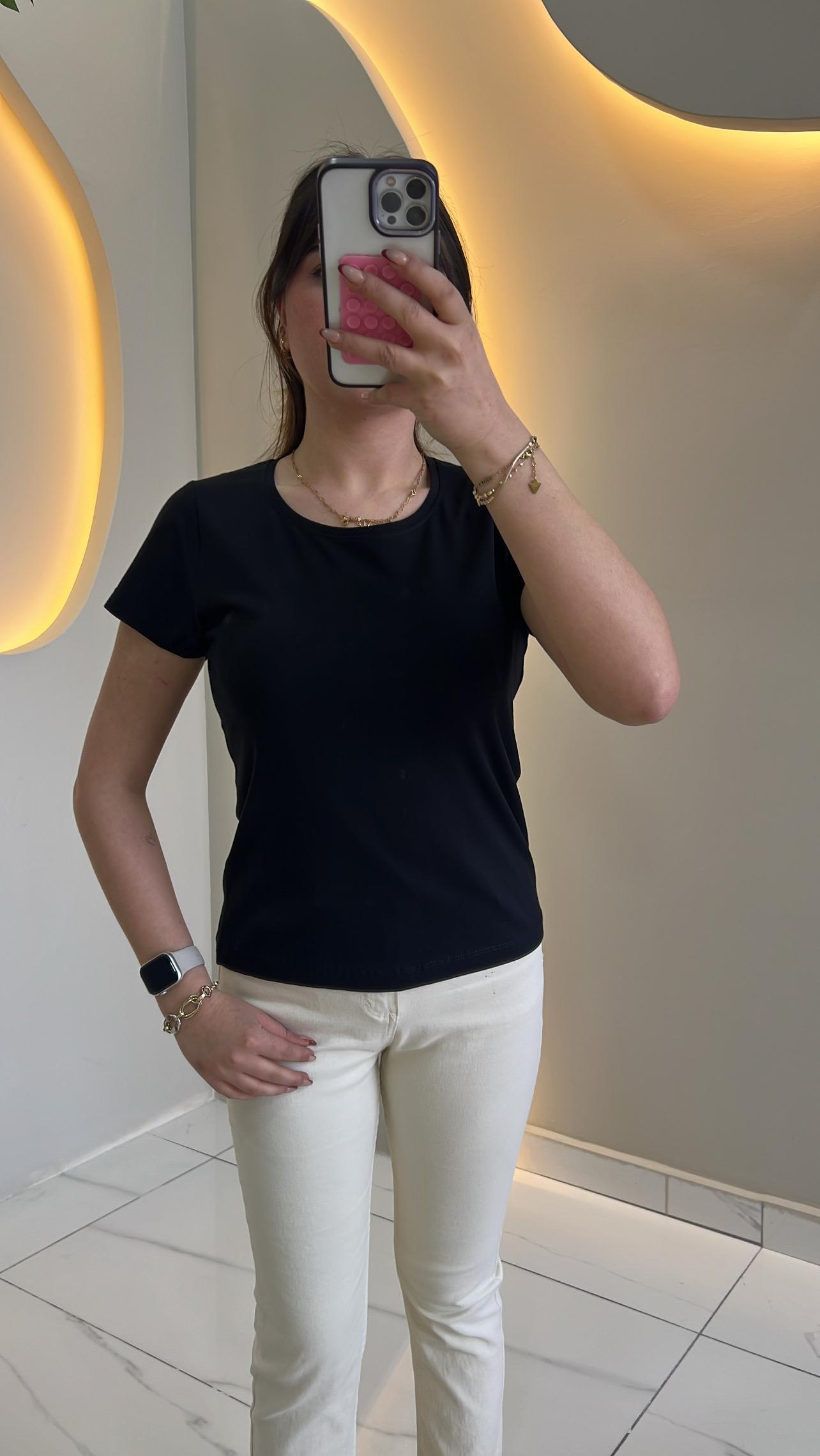 Siyah Pamuklu Basic Tshirt