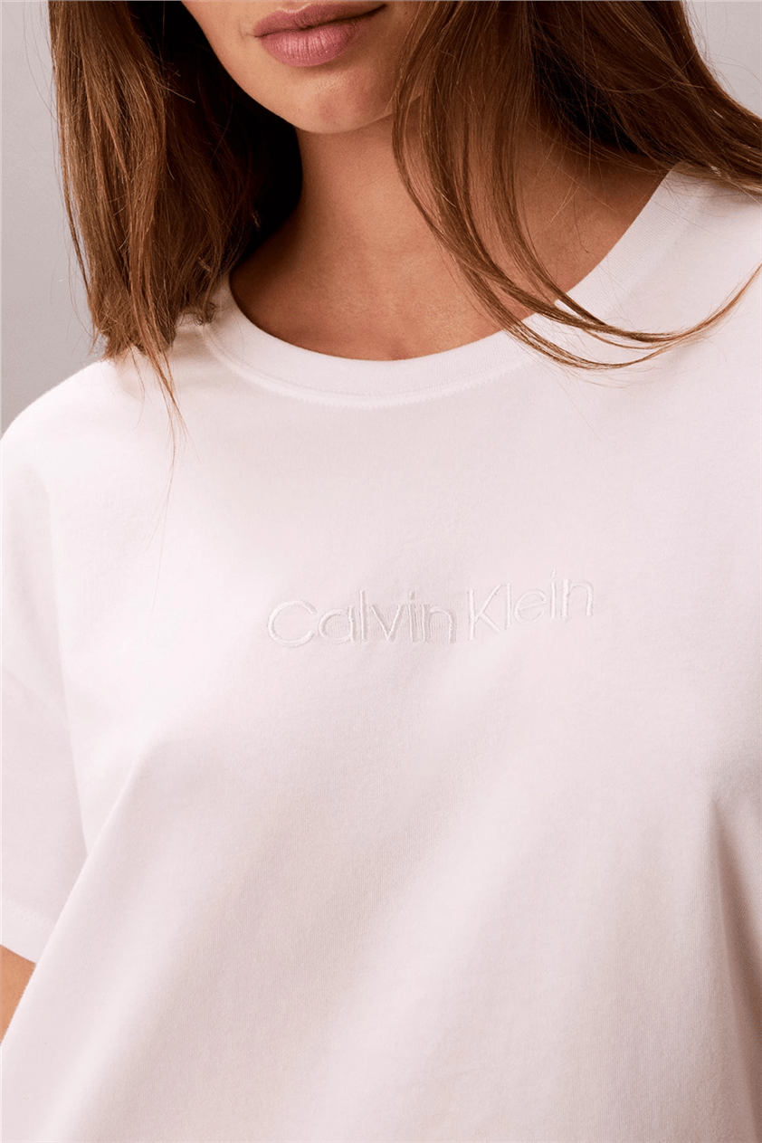 Calvin Klein Relaxed Tee Kadın Pijama Üstü Beyaz