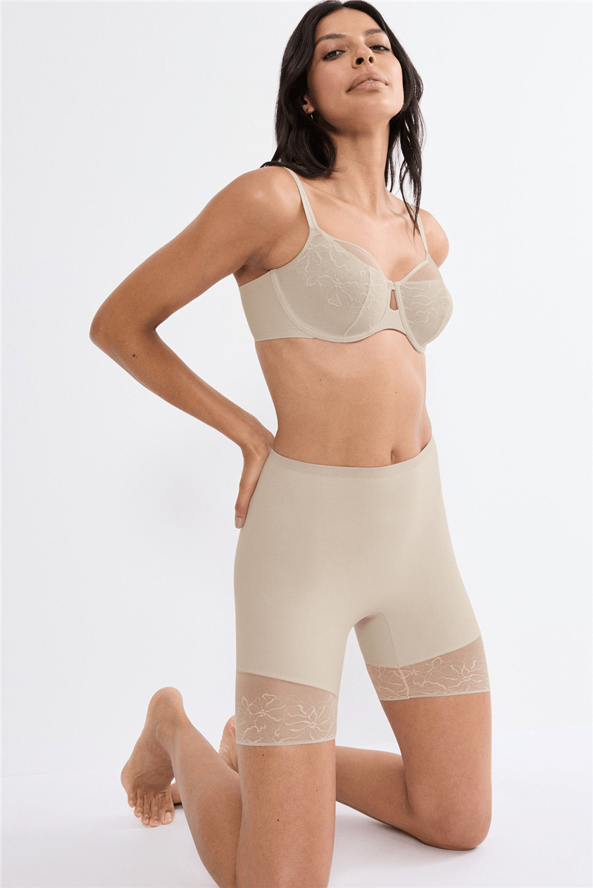 Triumph Comfort Contour Mid-Thigh Panty Kadın Korse Bej