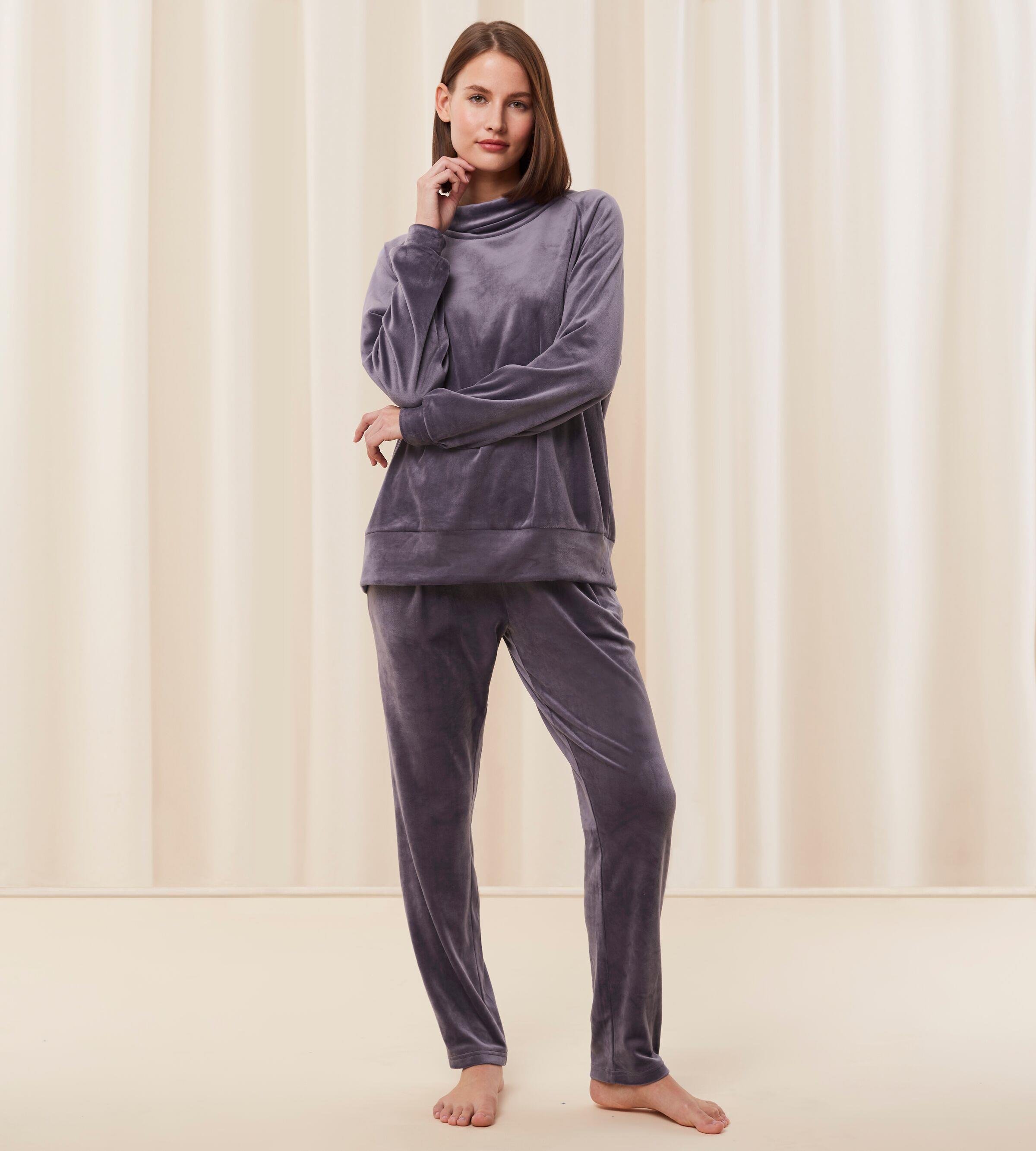 triumph-cozy-comfort-velour-trousers-p--47f6-.jpg