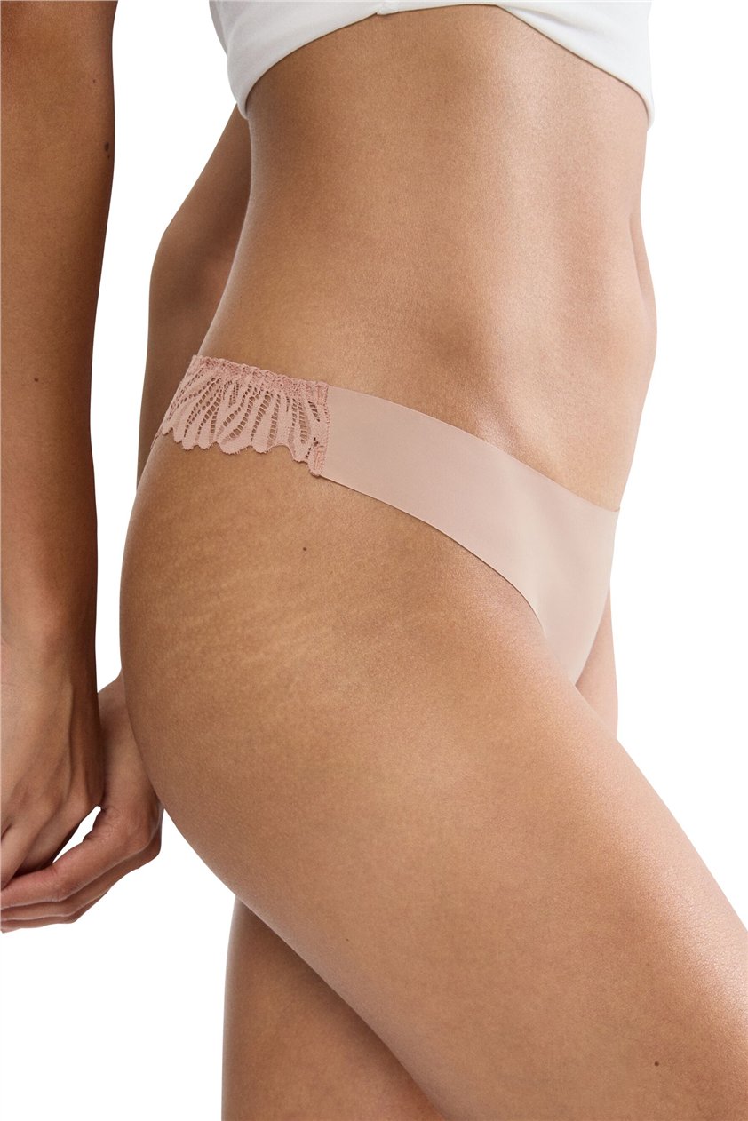 Triumph Pretty Micro String Kadın Külot